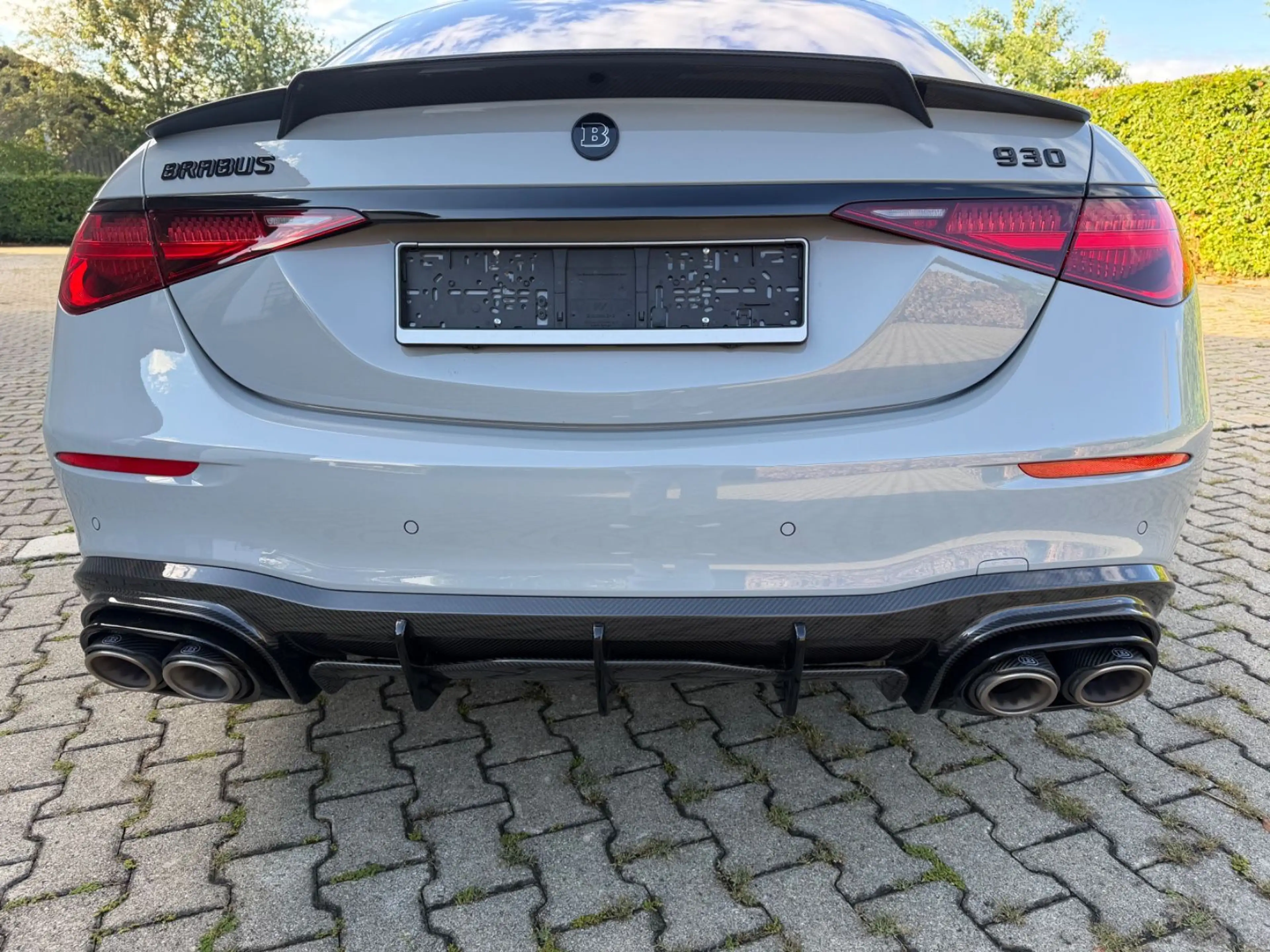 Mercedes-Benz S 63 AMG Brabus 930 S 63 AMG S S 63 AMG e 4Matic+ L — photo 12