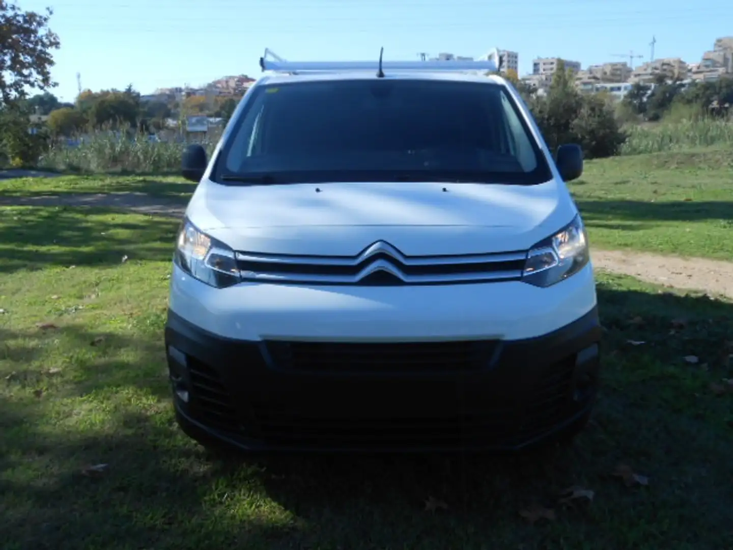 Citroen Jumpy Fg. BlueHDI Talla M Confort 120 Blanco - 2