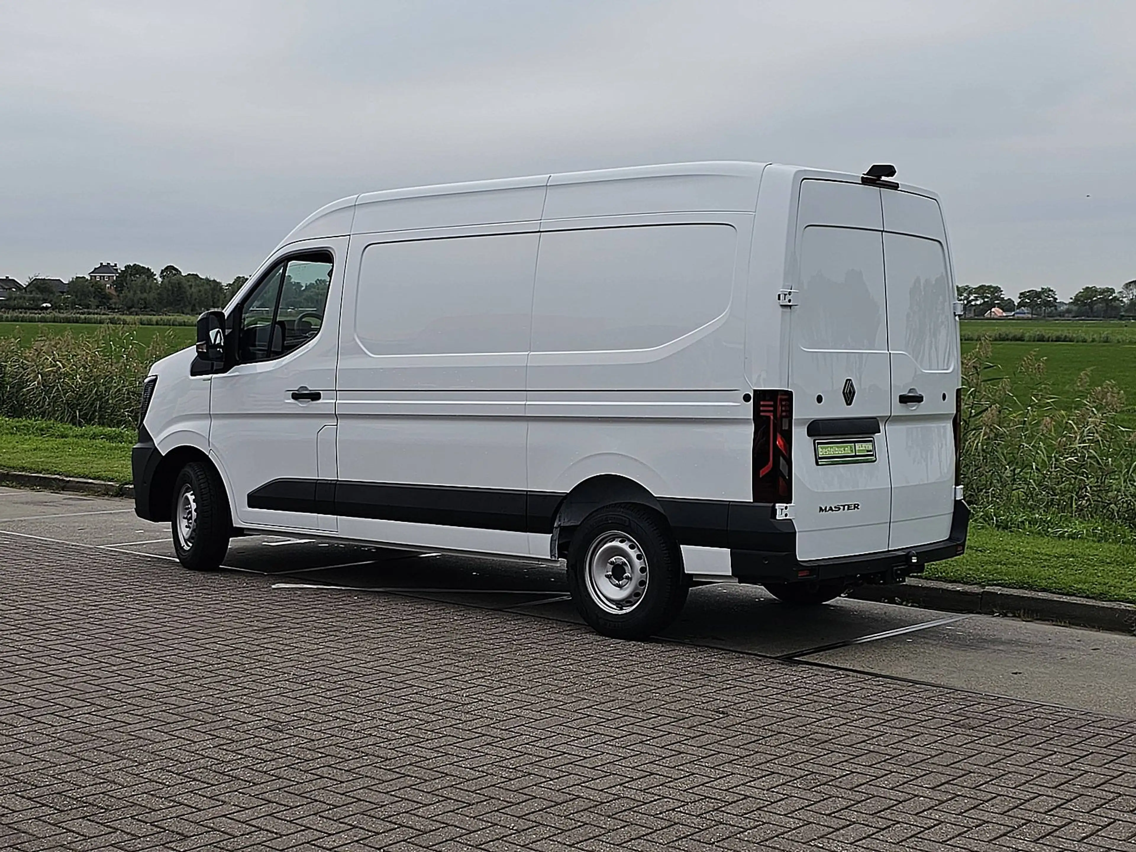 Renault Master 2.0 L2H2 LED Trekhaak — photo 6
