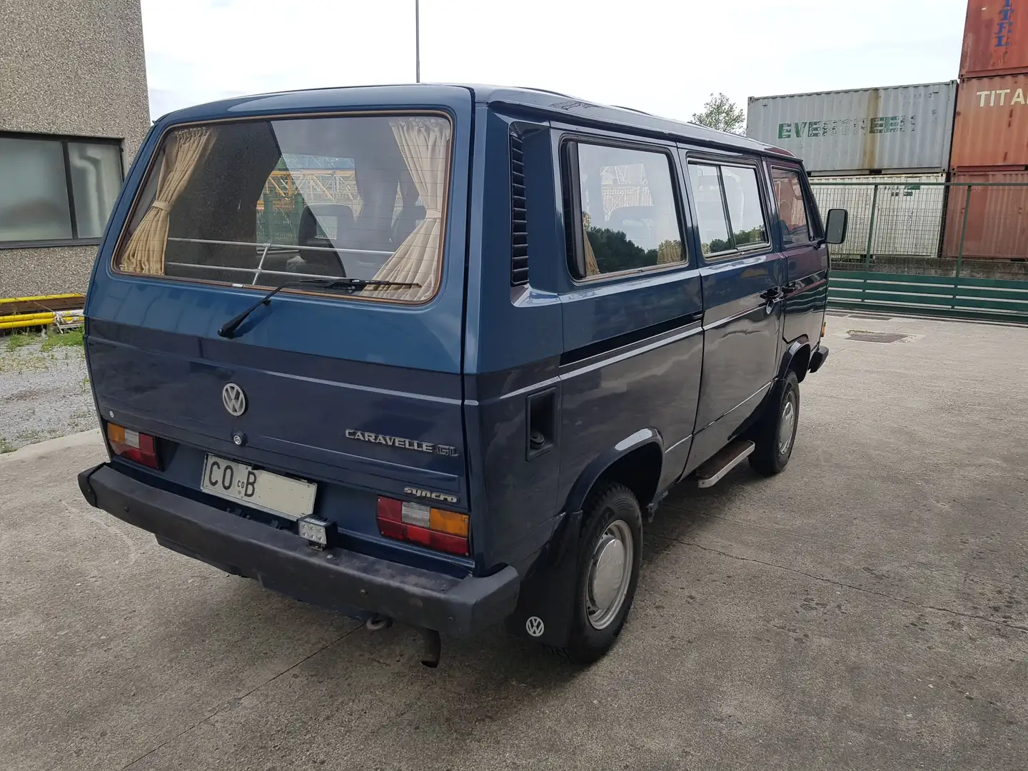 Volkswagen T3 Caravelle GL Syncro Blau - 2