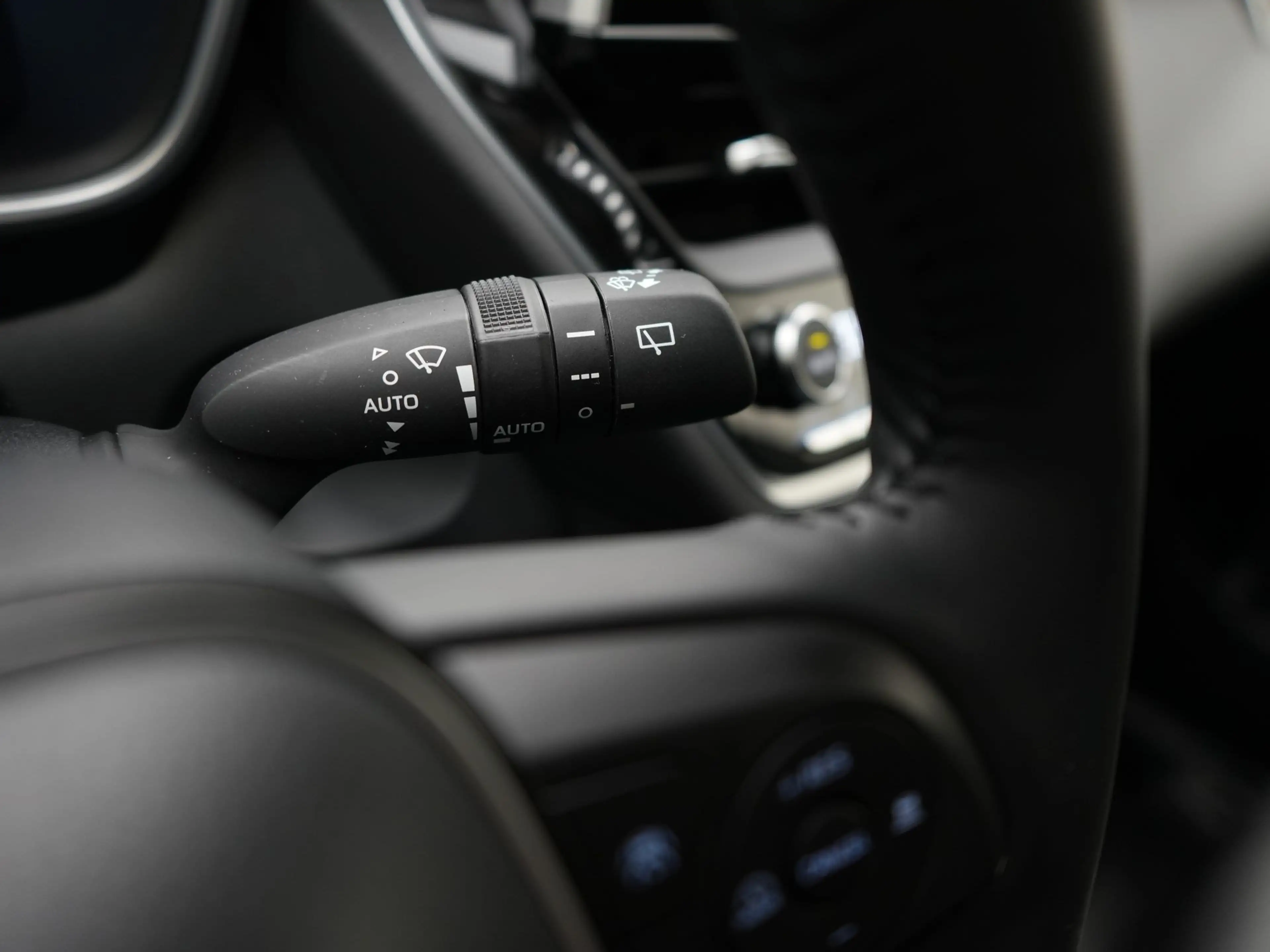 Toyota Corolla Cross Hybrid 200 Executive | Stuur-Stoelverwarming | JBL — photo 15
