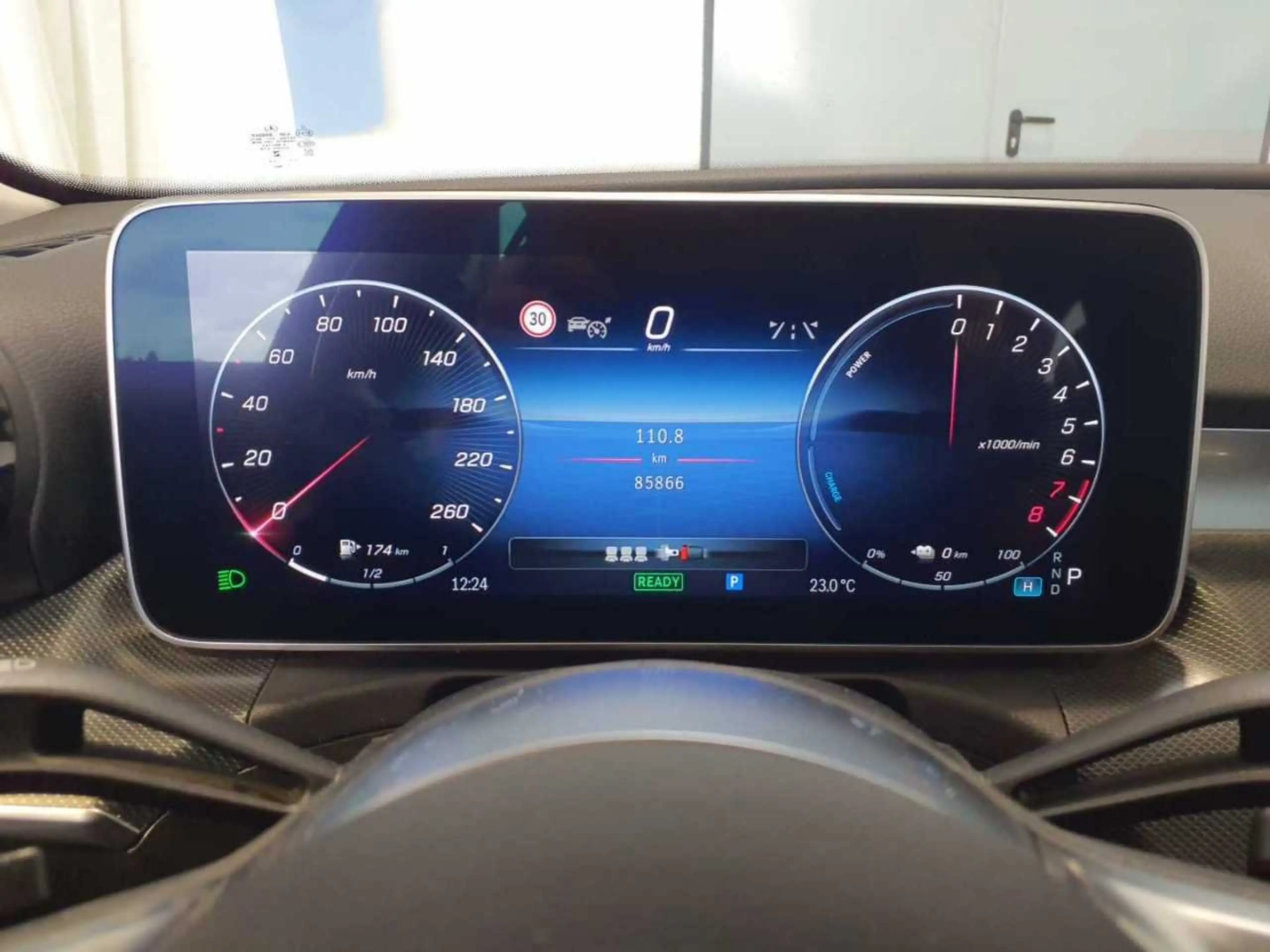 Mercedes-Benz C 300 e T Avantgarde AHK ACC BLIS Key LED — photo 9