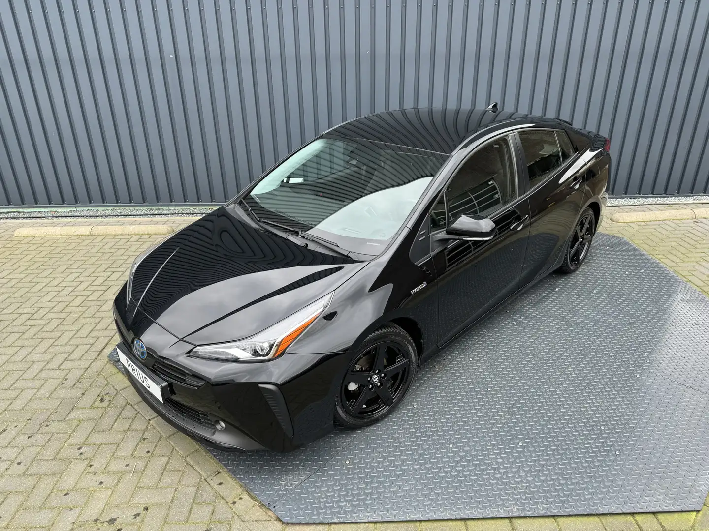 Toyota Prius 1.8 Dynamic | 4x NIEUWE Allseason banden | JBL | N crna - 2