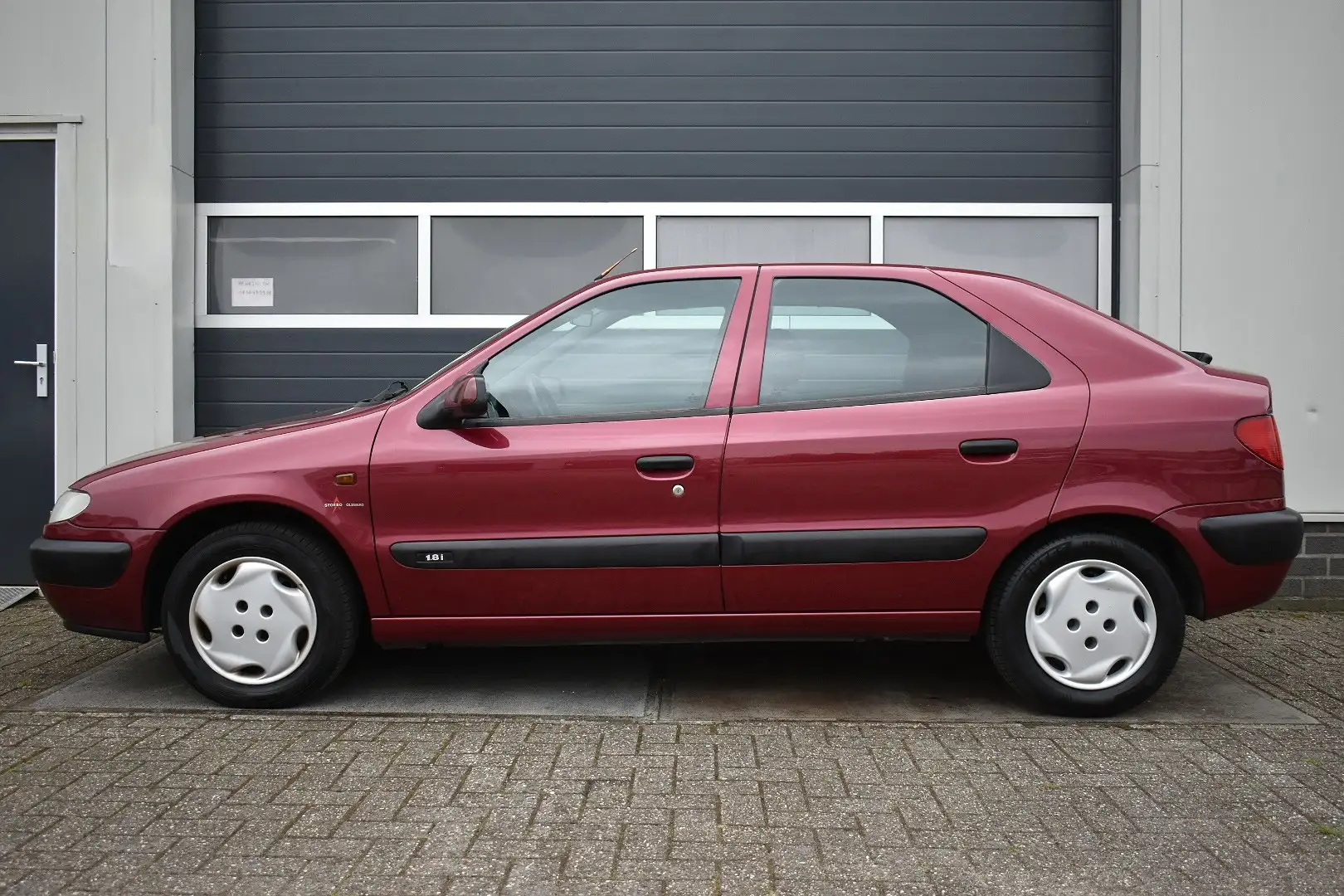 Citroen Xsara 1.8i Ligne Prestige Automaat/Airco Rood - 2