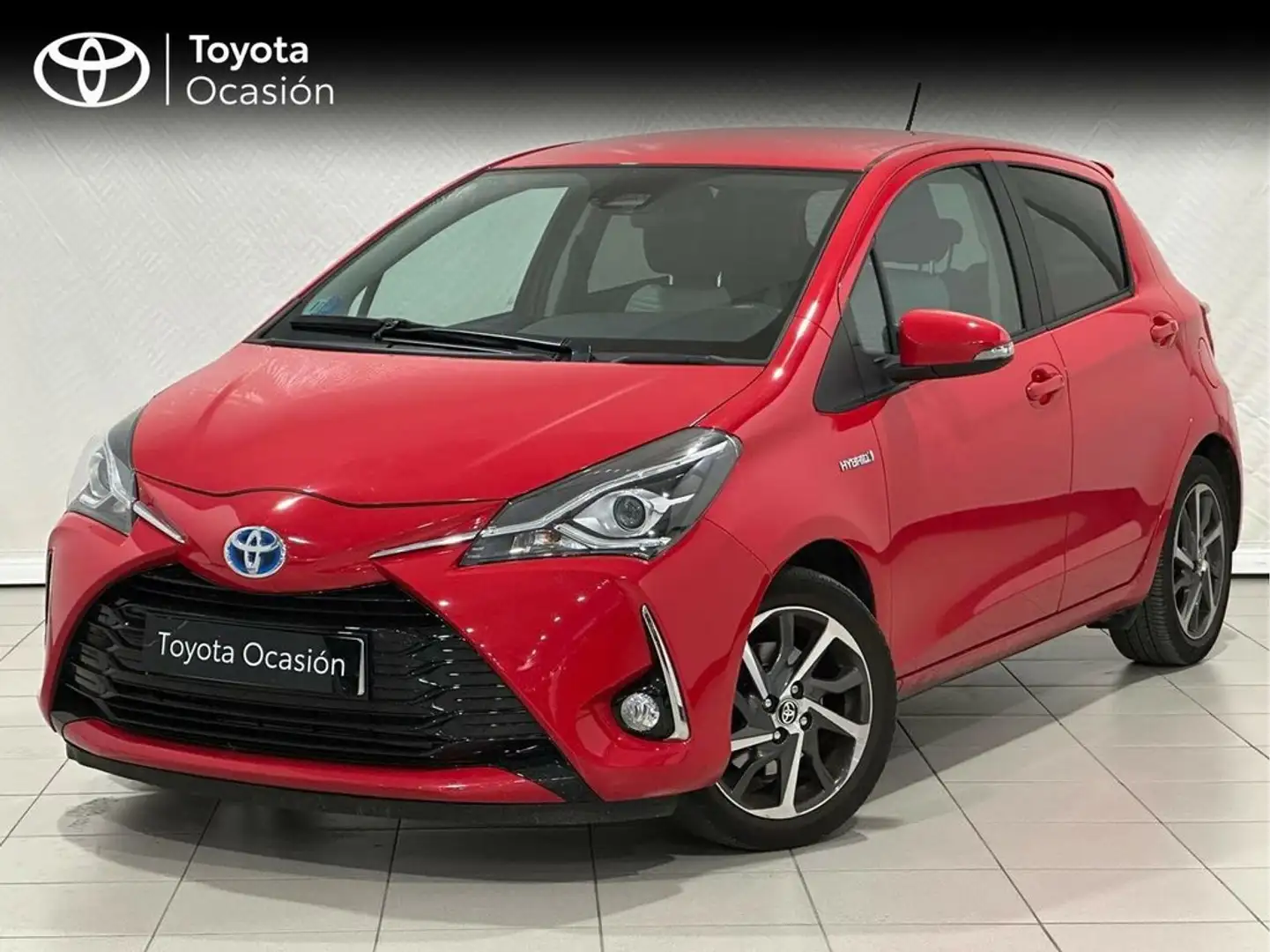Toyota Yaris 1.5 100h Feel! Rojo - 1