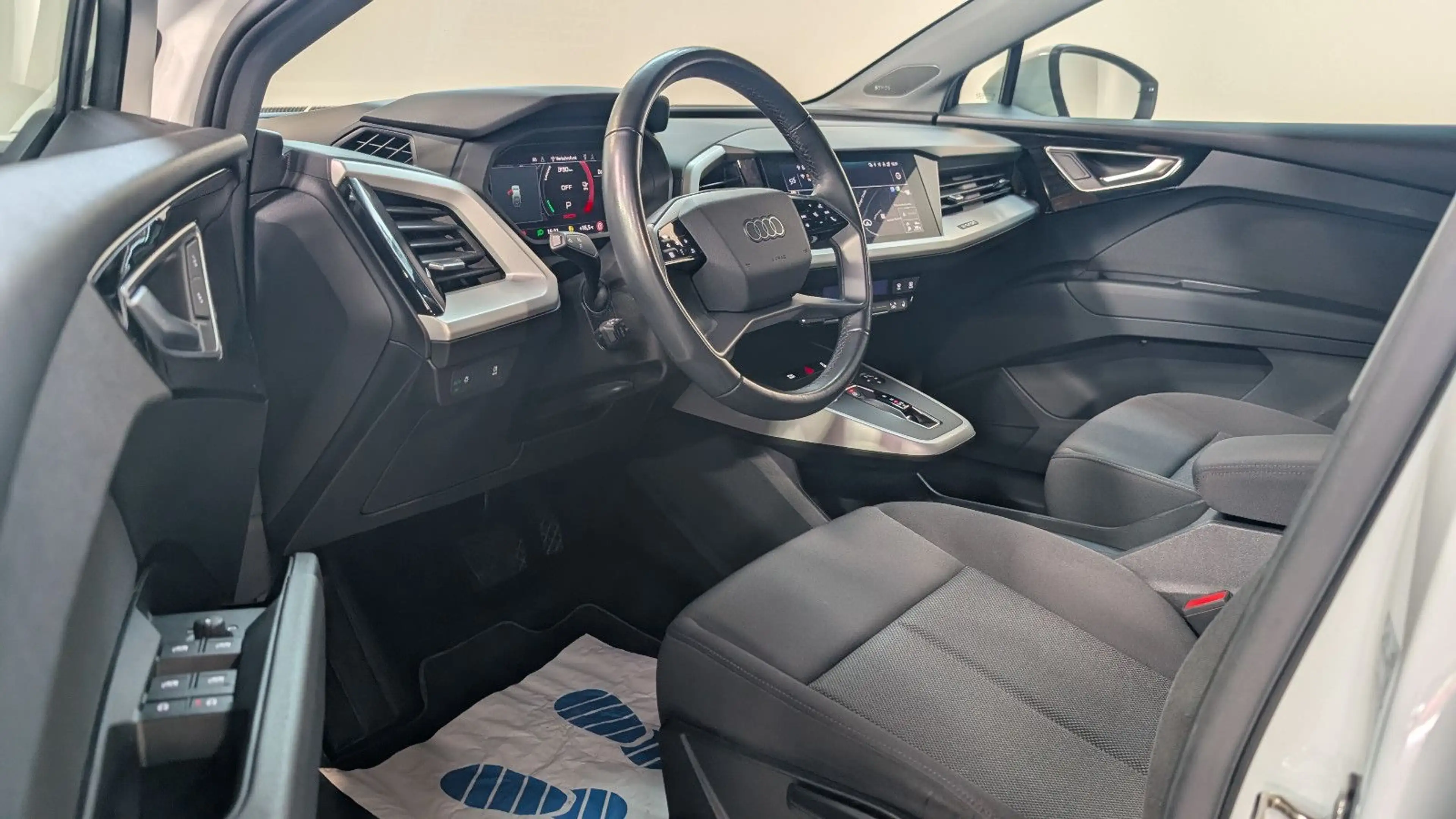 Audi Q4 e-tron e-tron Sportback 35 SONOS+HUD+ACC+KEY+KAM+LED — photo 15
