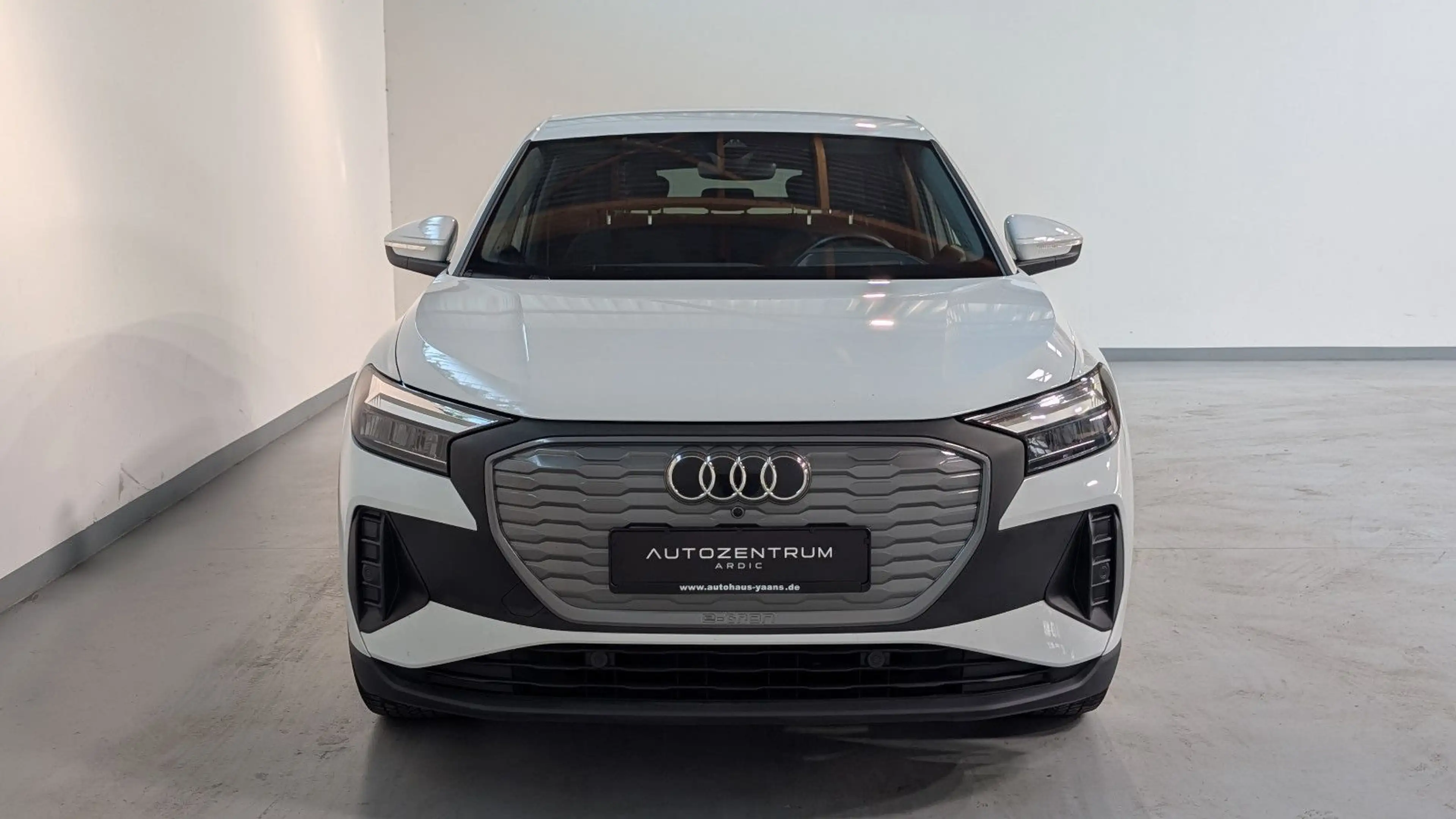 Audi Q4 e-tron e-tron Sportback 35 SONOS+HUD+ACC+KEY+KAM+LED — photo 2