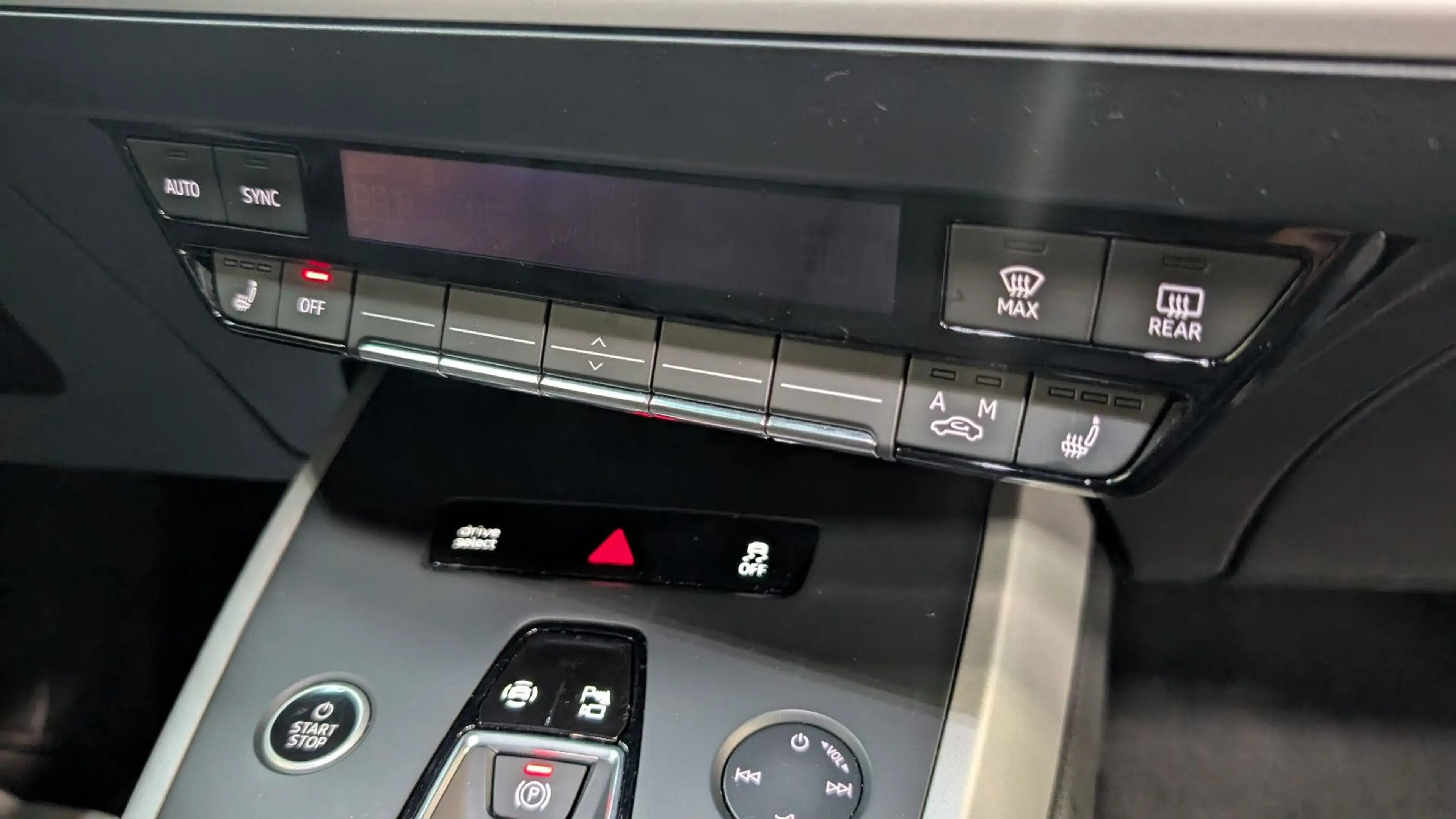 Audi Q4 e-tron e-tron Sportback 35 SONOS+HUD+ACC+KEY+KAM+LED — photo 12