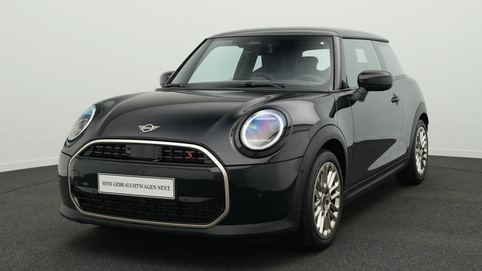 MINI Cooper S Favoured Trim Noir - 1