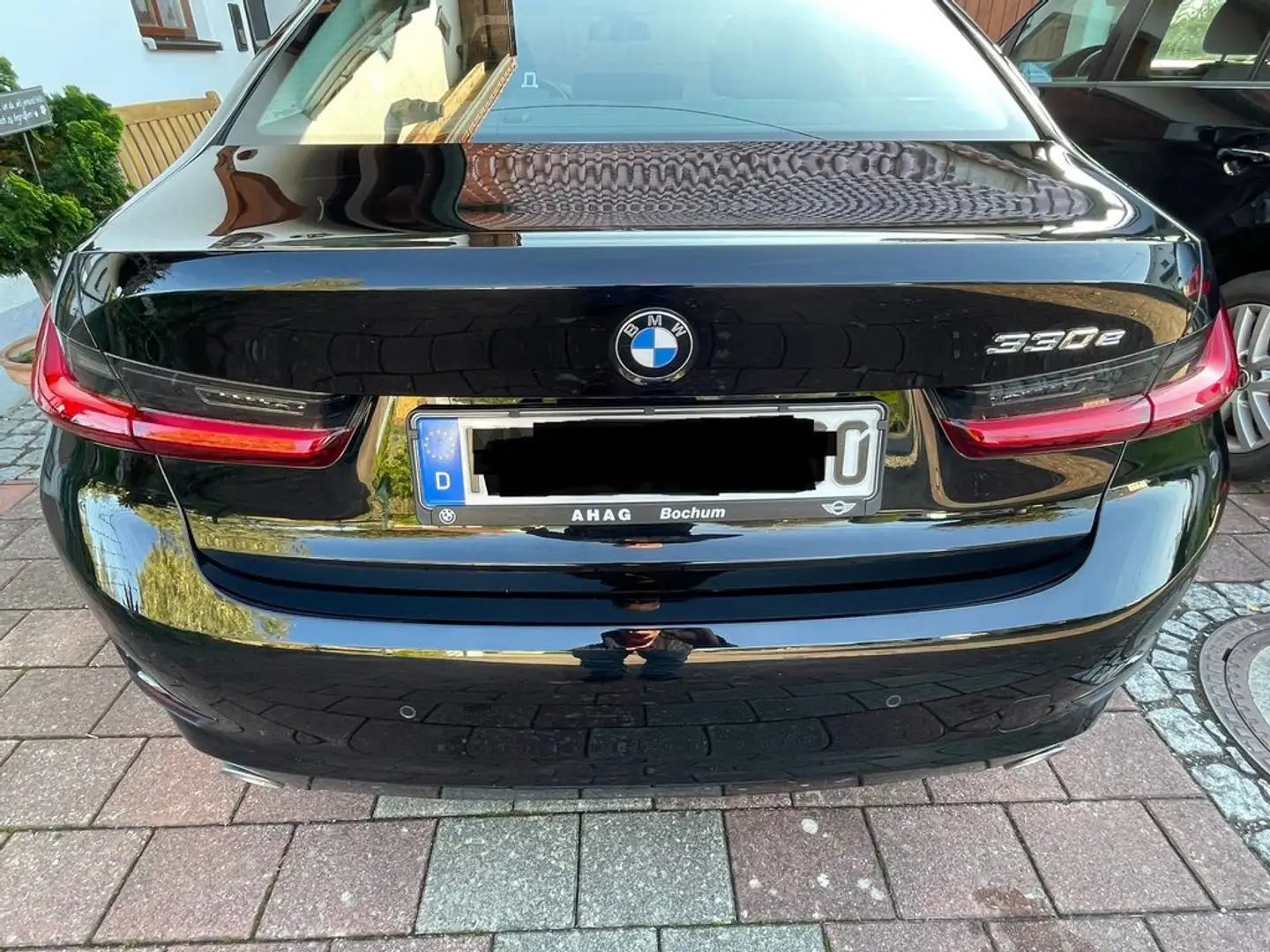 BMW 330 330e Aut. Adv Negru - 1