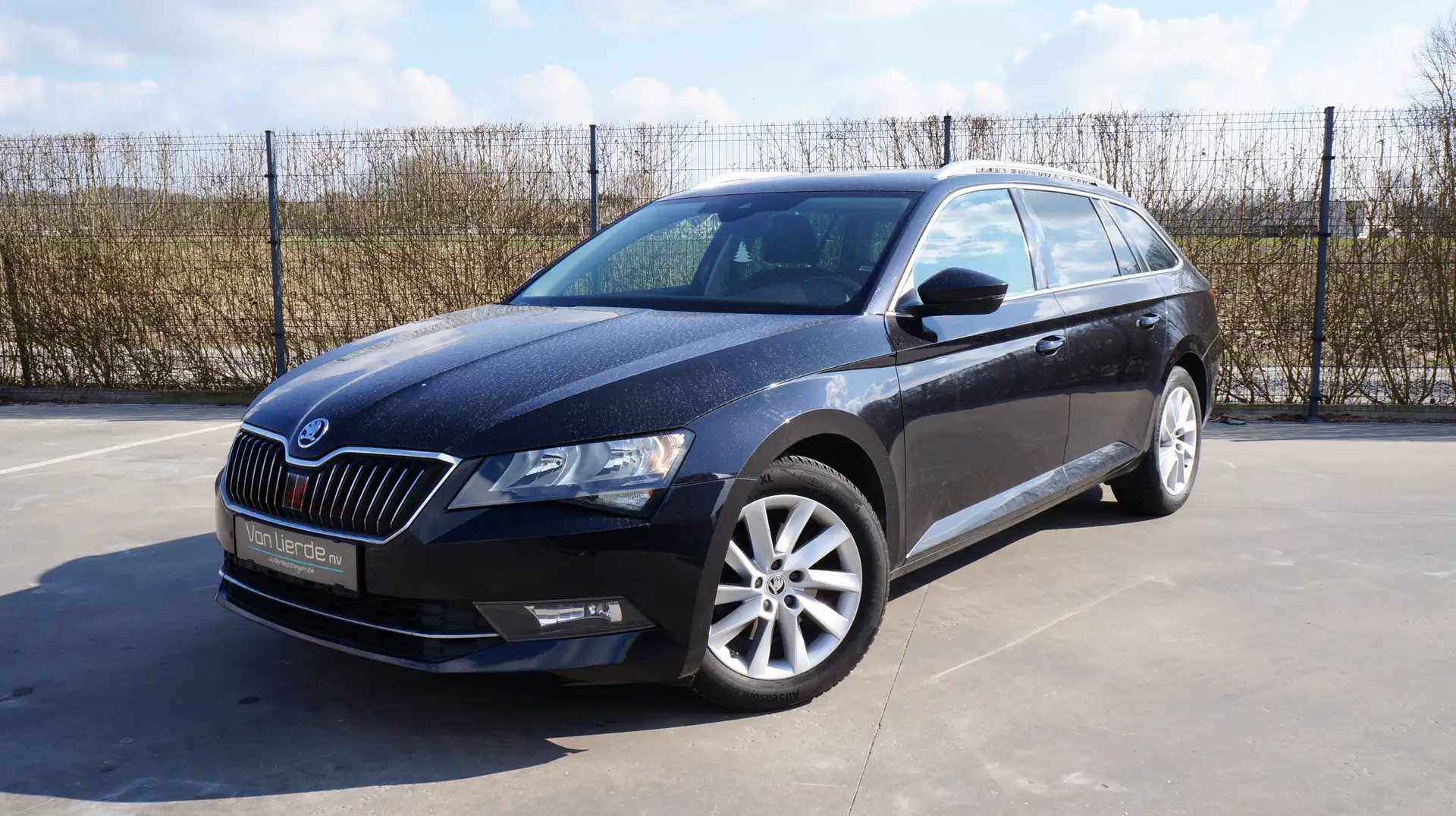 Skoda Superb SW 1.5 TSI 150 PK Ambition DSG Camera Navi Carplay Noir - 1