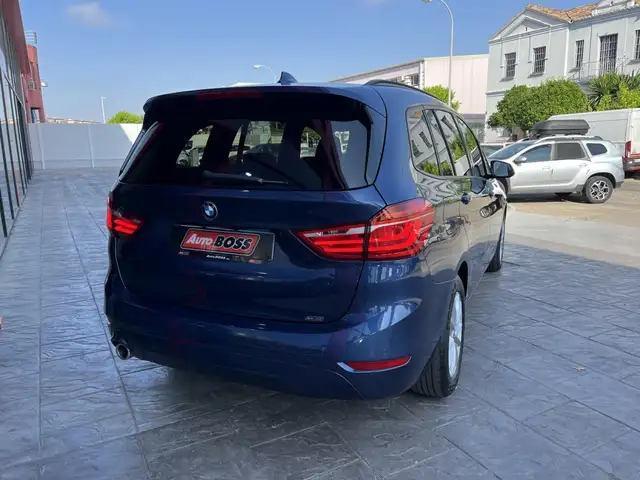 BMW 2 Series view 7