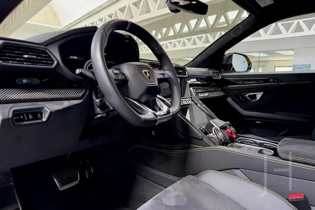 Lamborghini Urus Ansicht 4