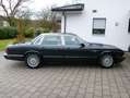 Jaguar Sovereign 4.0 [LEDER/KLIMA/SHZ/TEMPOMAT] Vert - thumbnail 3