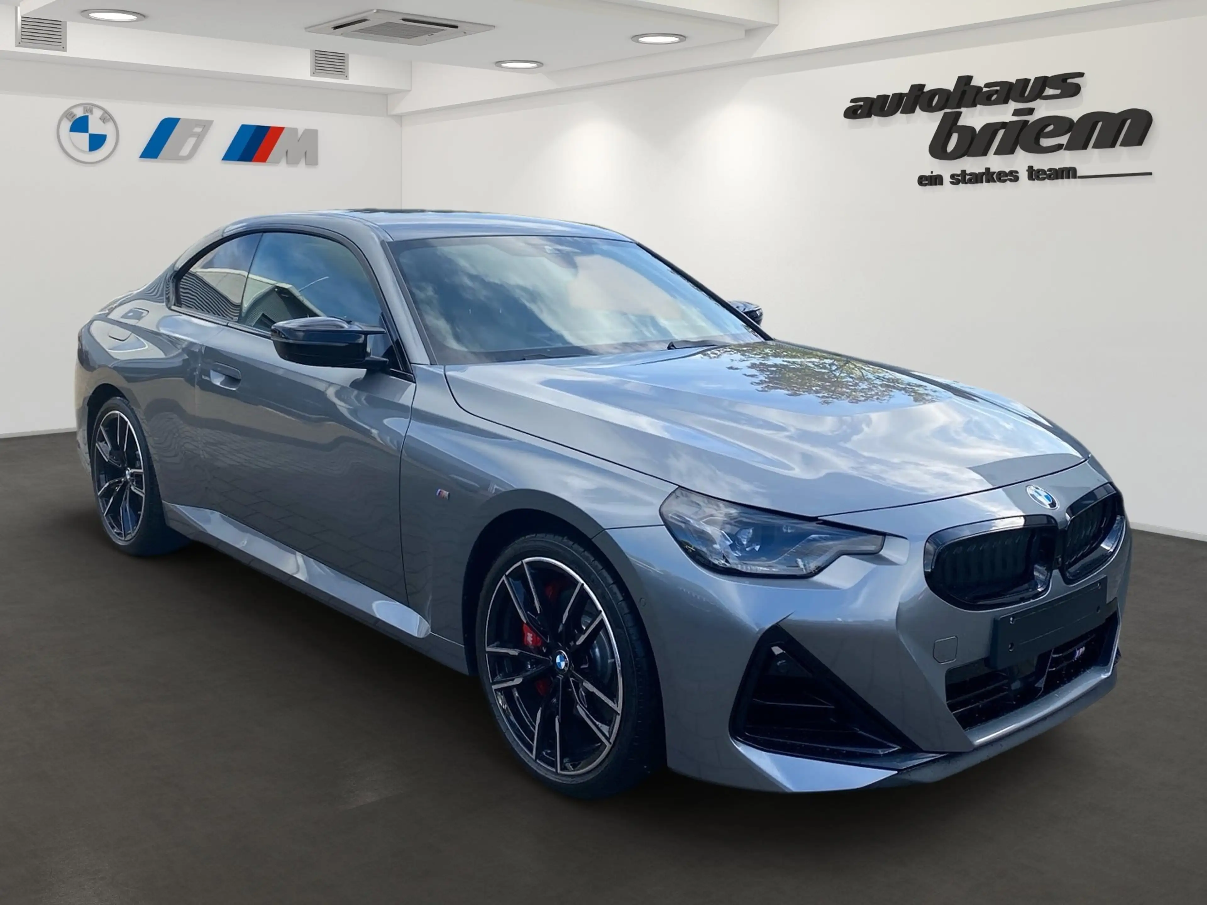 BMW 240 M240i xDrive Coupe, M PERFORMANCE, HERBST DEAL % — photo 2