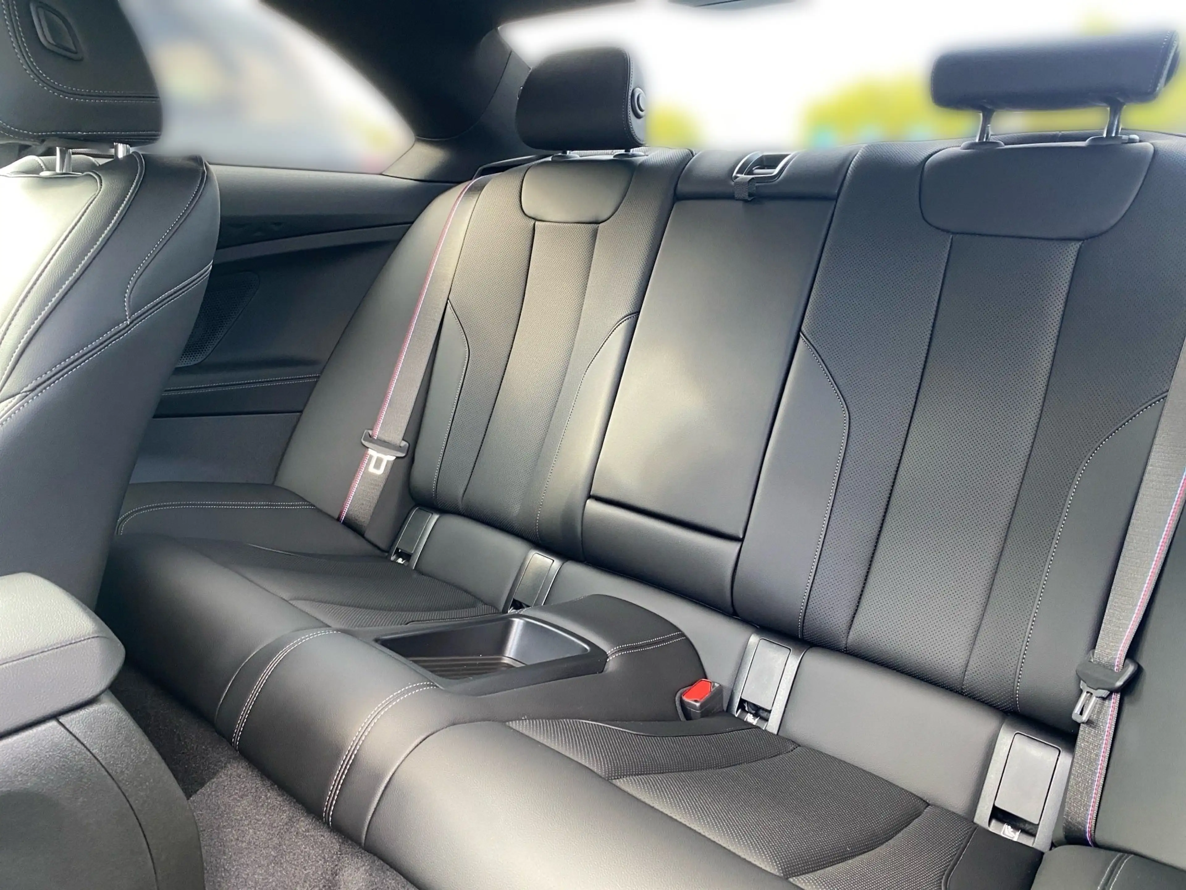 BMW 240 M240i xDrive Coupe, M PERFORMANCE, HERBST DEAL % — photo 11