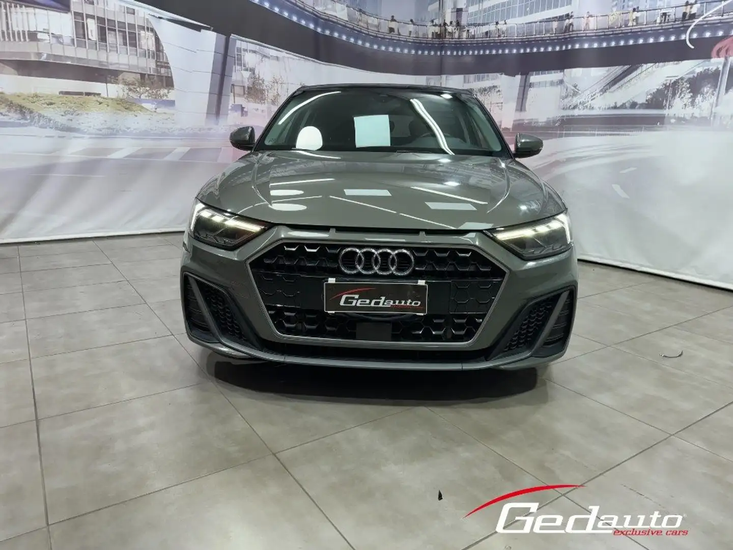 Audi A1 SPB 30 TFSI S line edition FULL-LED NAVI Gris - 1