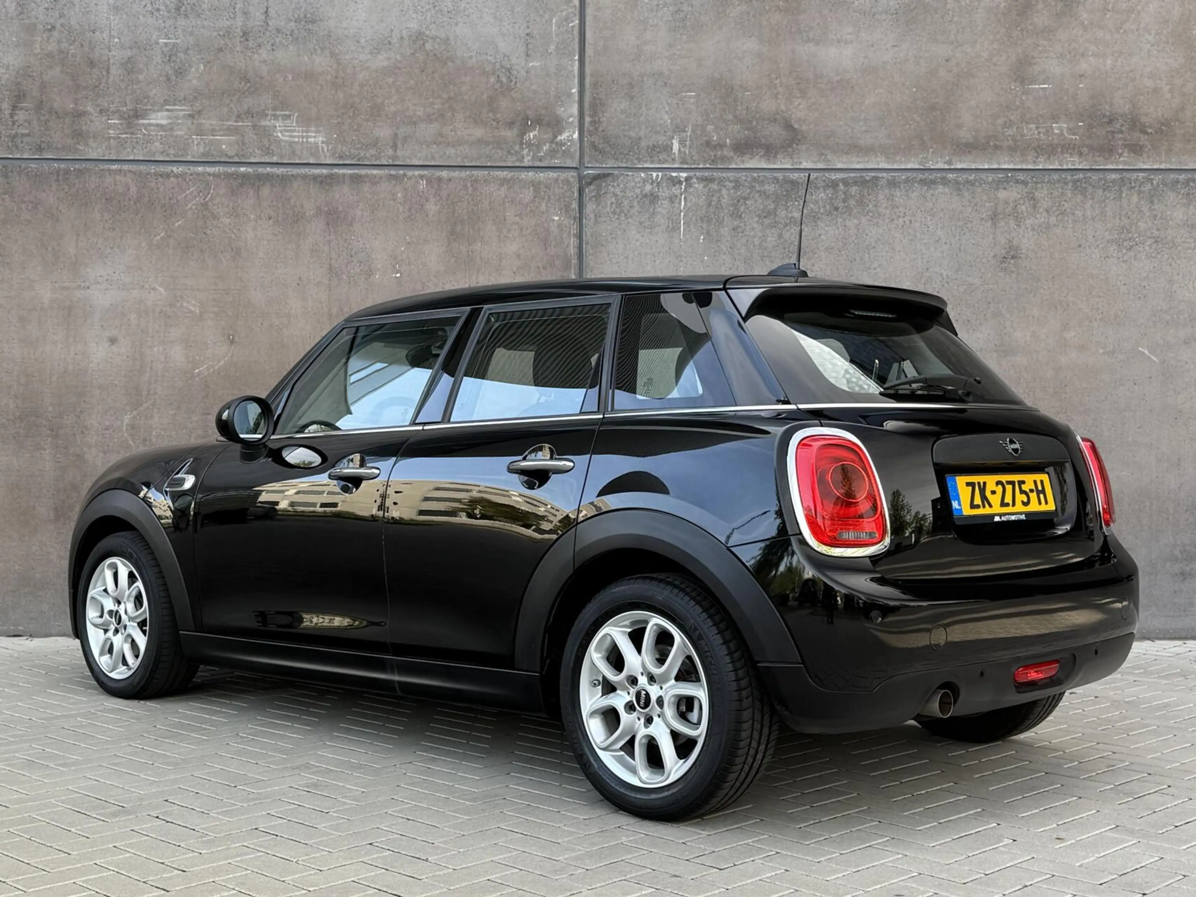 MINI One 5-Deurs 1.5 Pepper | CarPlay | 1ste eigenaar | Dea — photo 2