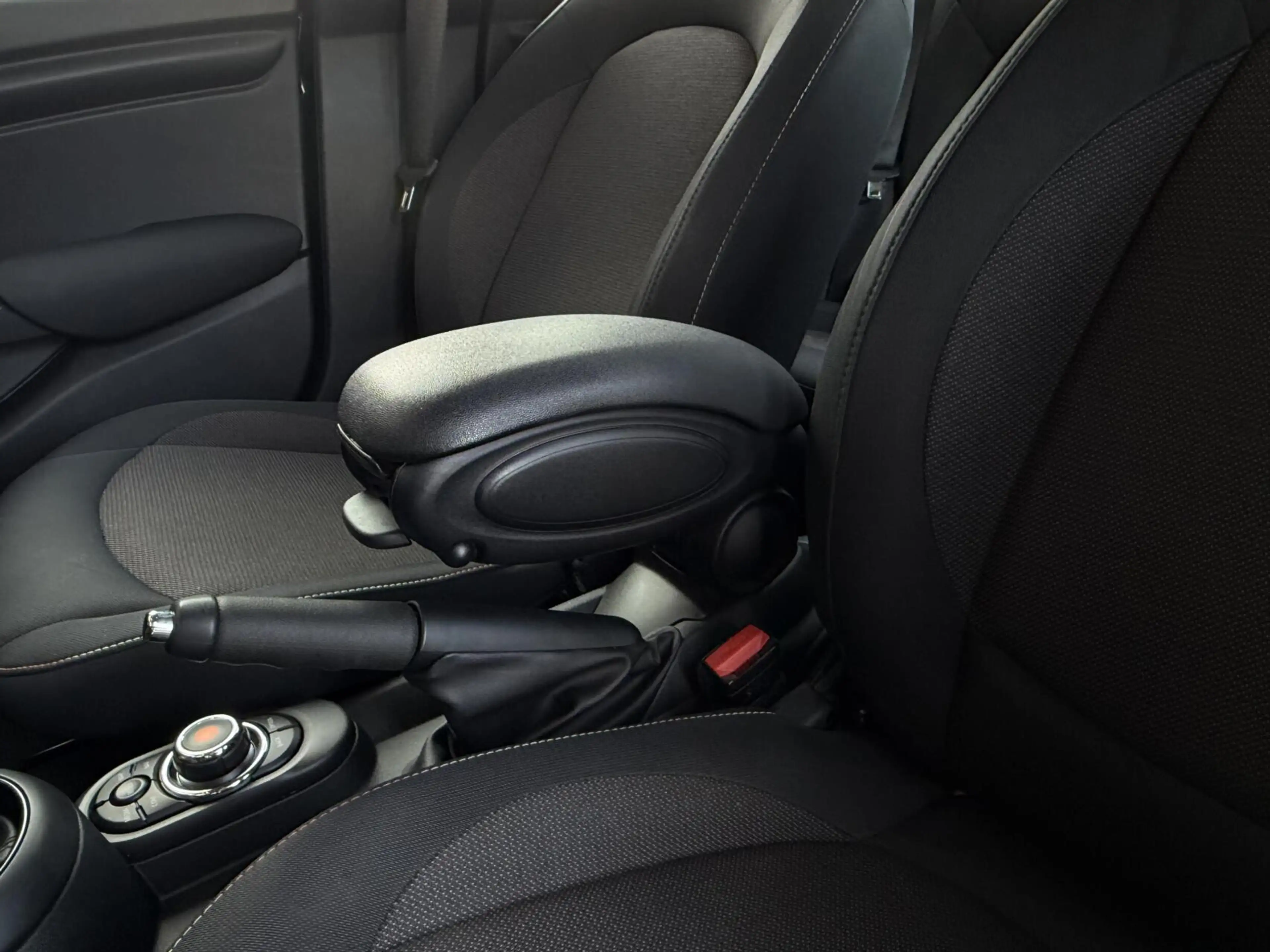 MINI One 5-Deurs 1.5 Pepper | CarPlay | 1ste eigenaar | Dea — photo 23