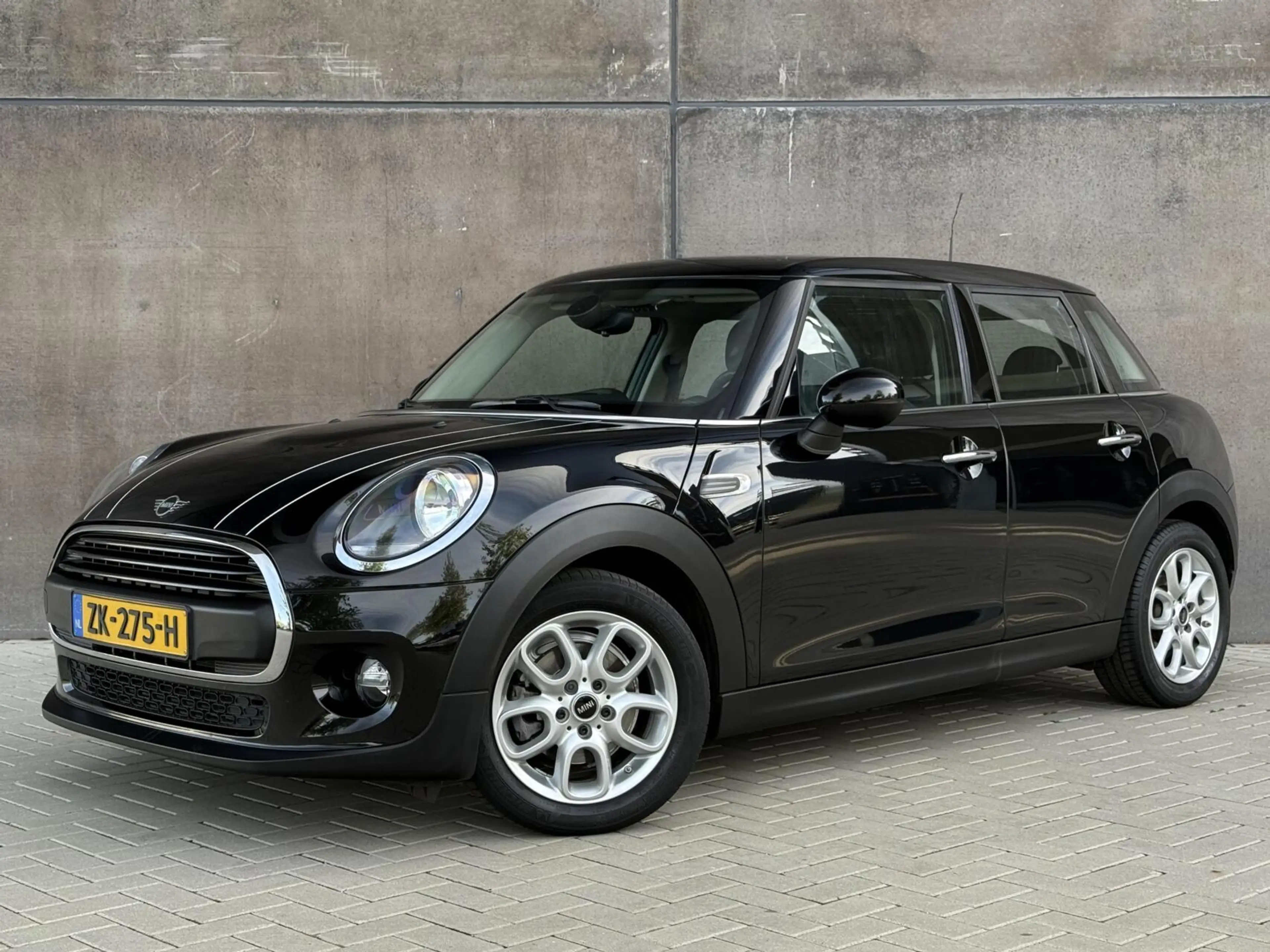 MINI One 5-Deurs 1.5 Pepper | CarPlay | 1ste eigenaar | Dea