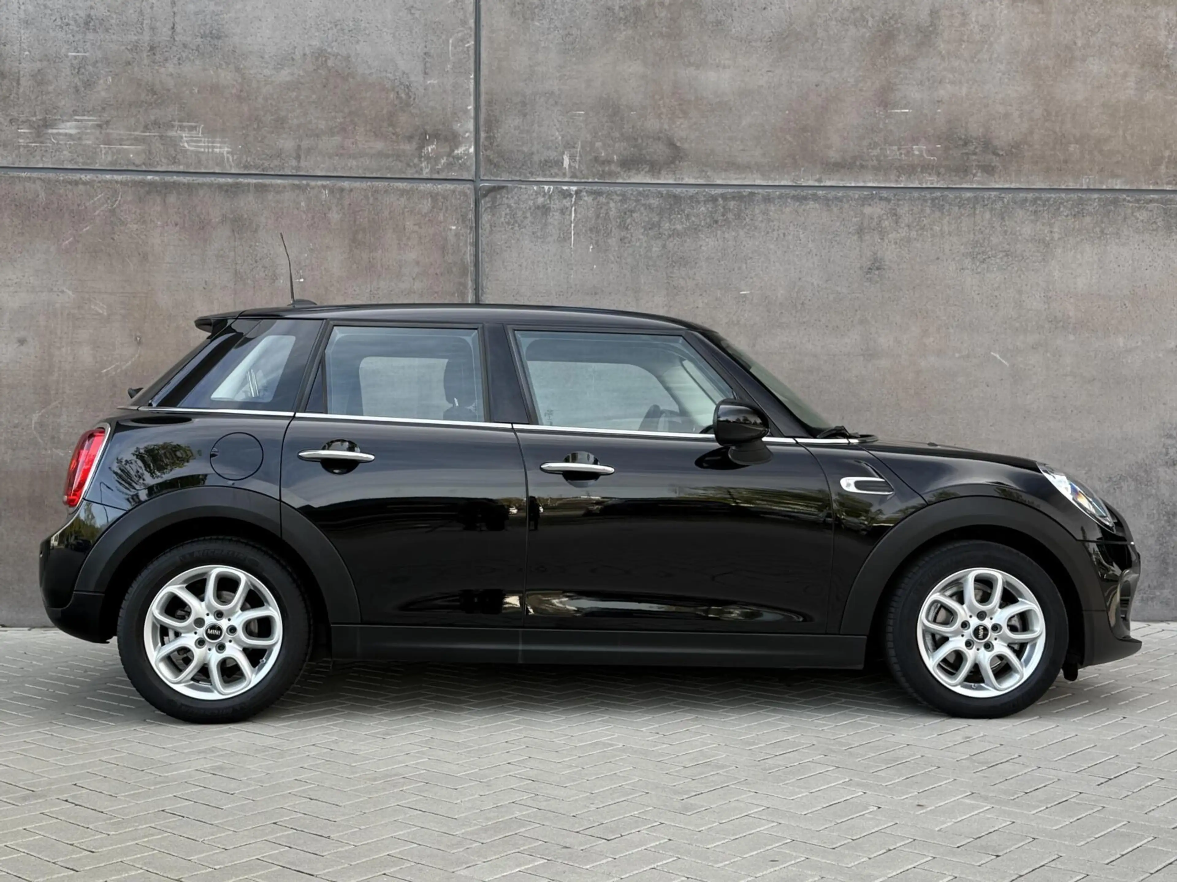 MINI One 5-Deurs 1.5 Pepper | CarPlay | 1ste eigenaar | Dea — photo 16