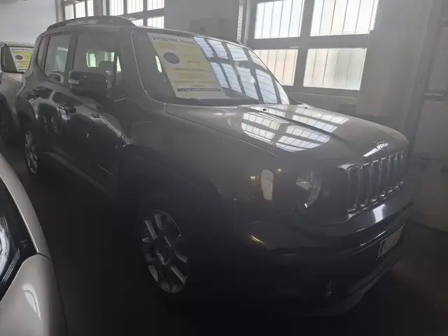 Jeep Renegade view 14