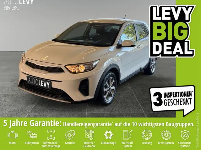 2021 Kia Stonic in White for sale