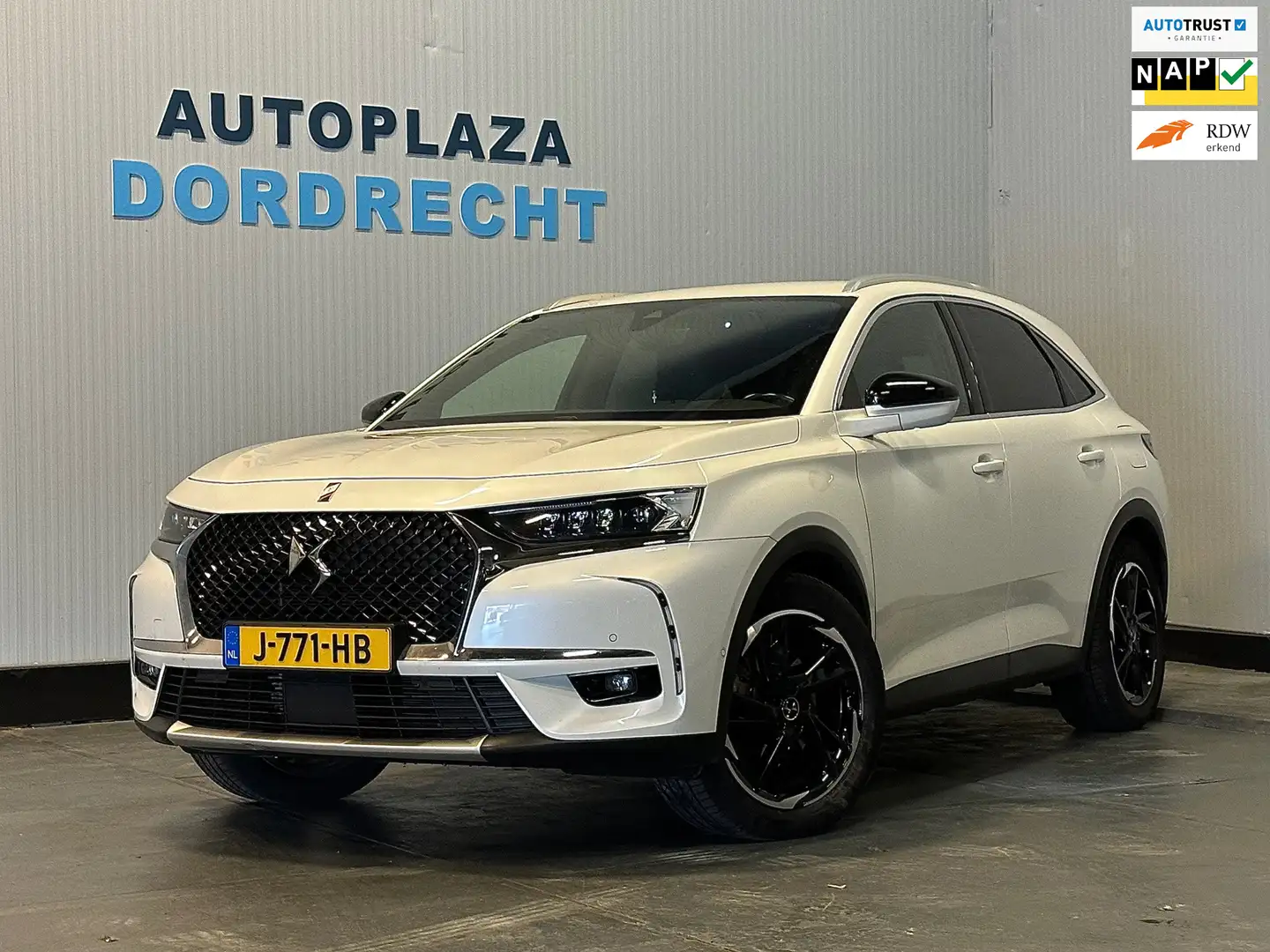 DS Automobiles DS 7 Crossback E-Tense 4x4 Executive incl 12 manden Garantie Wit - 1