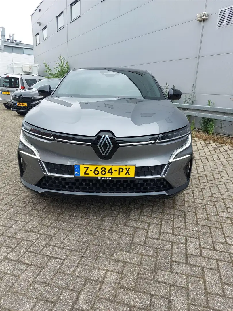 Renault Megane E-Tech iconic EV60 220pk optimum charge | Parkeerassisten Grijs - 2