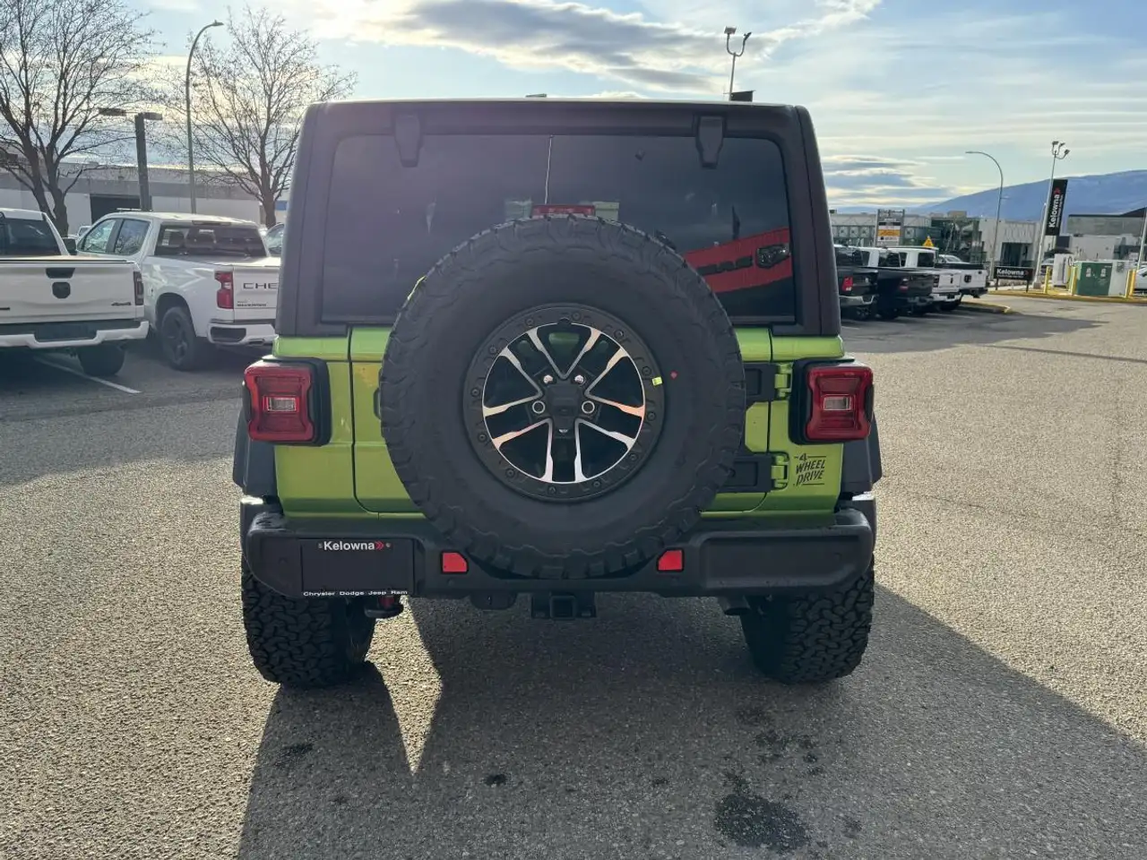 Jeep Wrangler снимка Jeep Wrangler