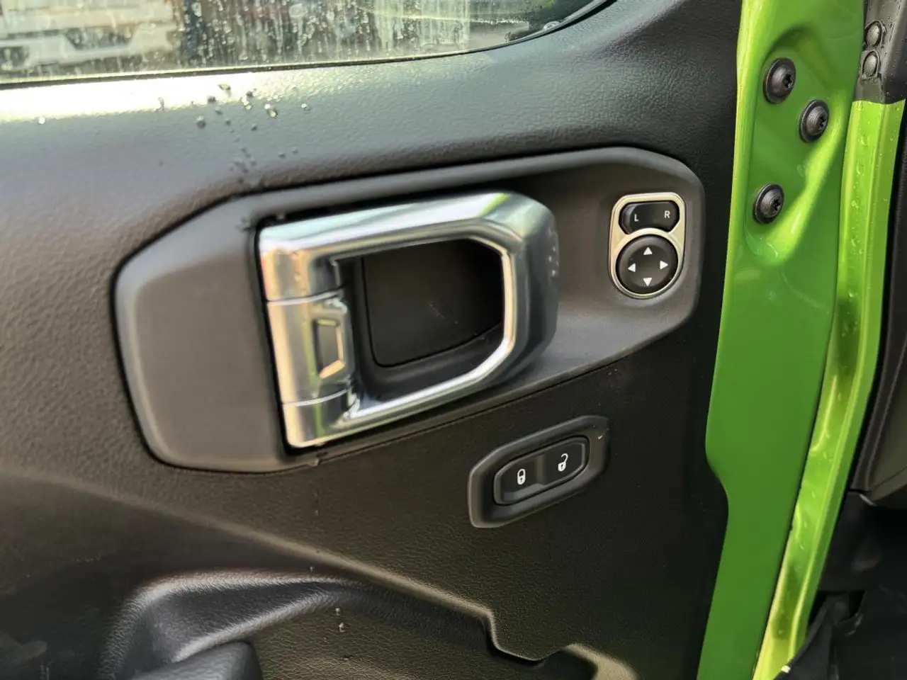 Jeep Wrangler снимка Jeep Wrangler