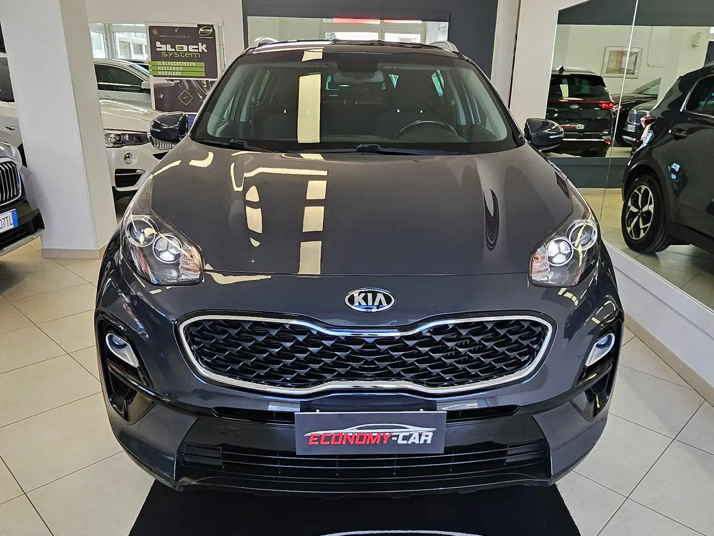 Kia Sportage Sportage 1.6 crdi Business Class  2wd 115cv Grigio - 1