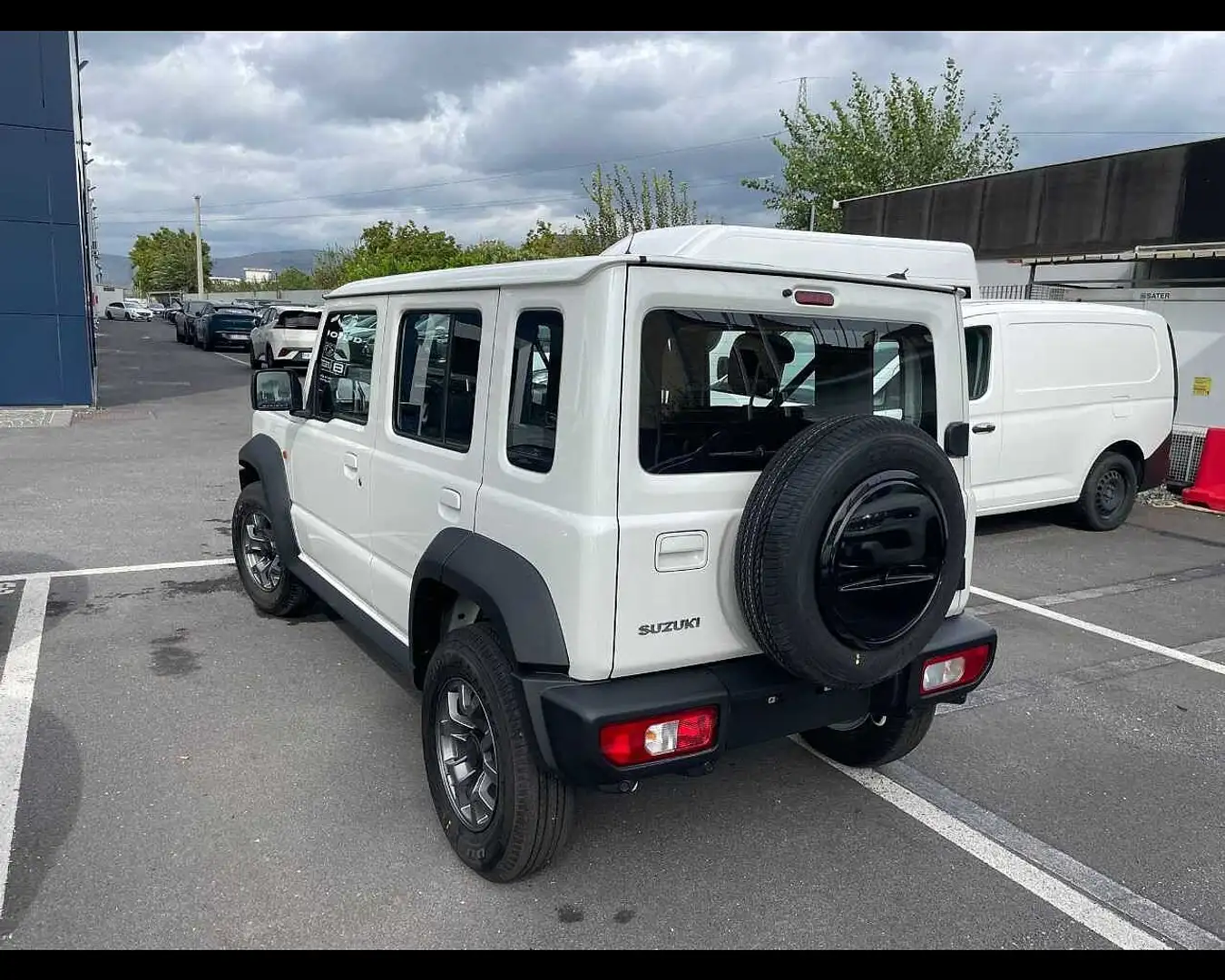 Suzuki Jimny 1.5 GLX 5-DOOR 4x4 HI A/T Petrol Blanc - 2