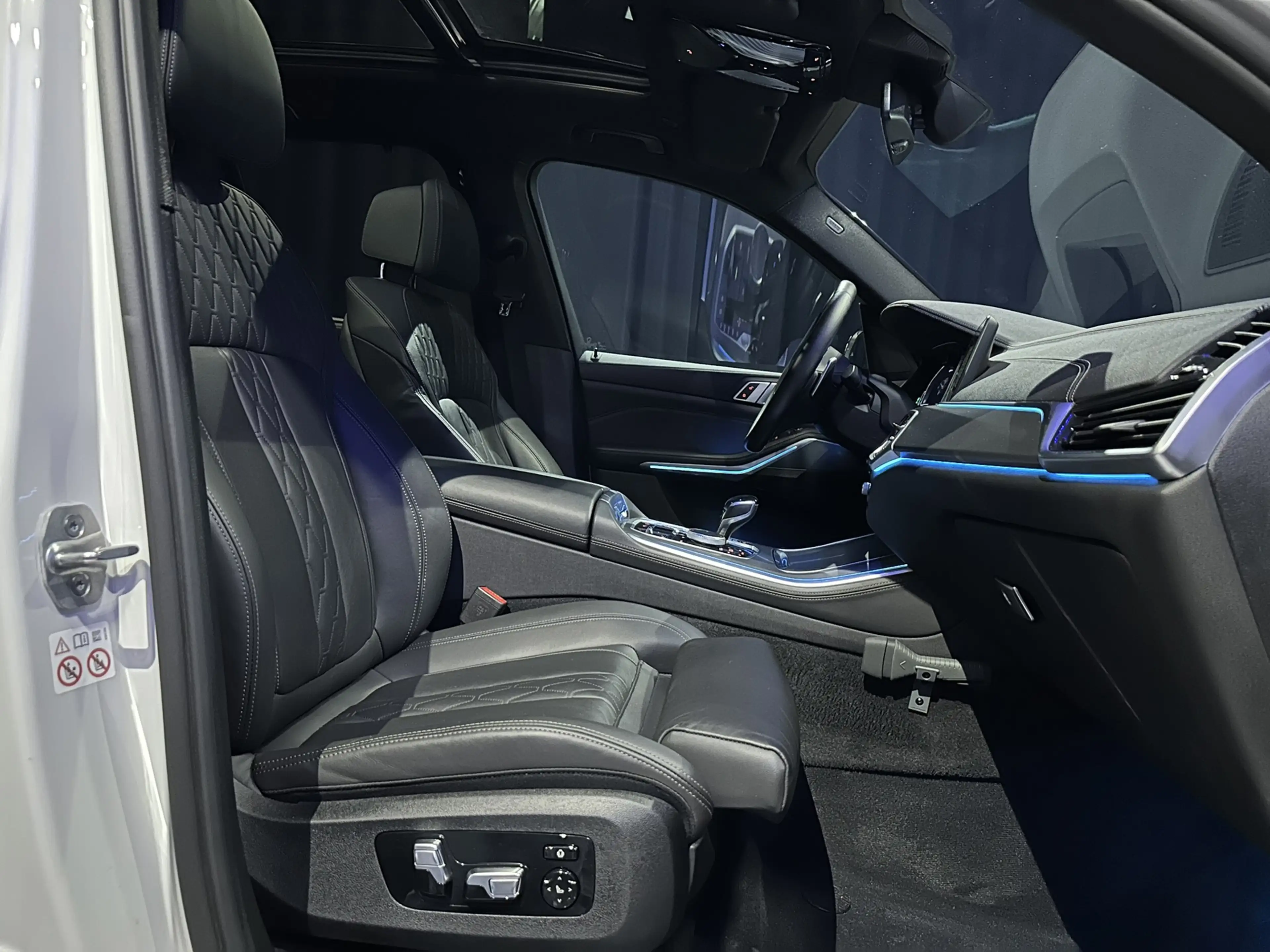BMW X5 XDrive45e High Executive *Pano*360camera*Trekhaak* — photo 32