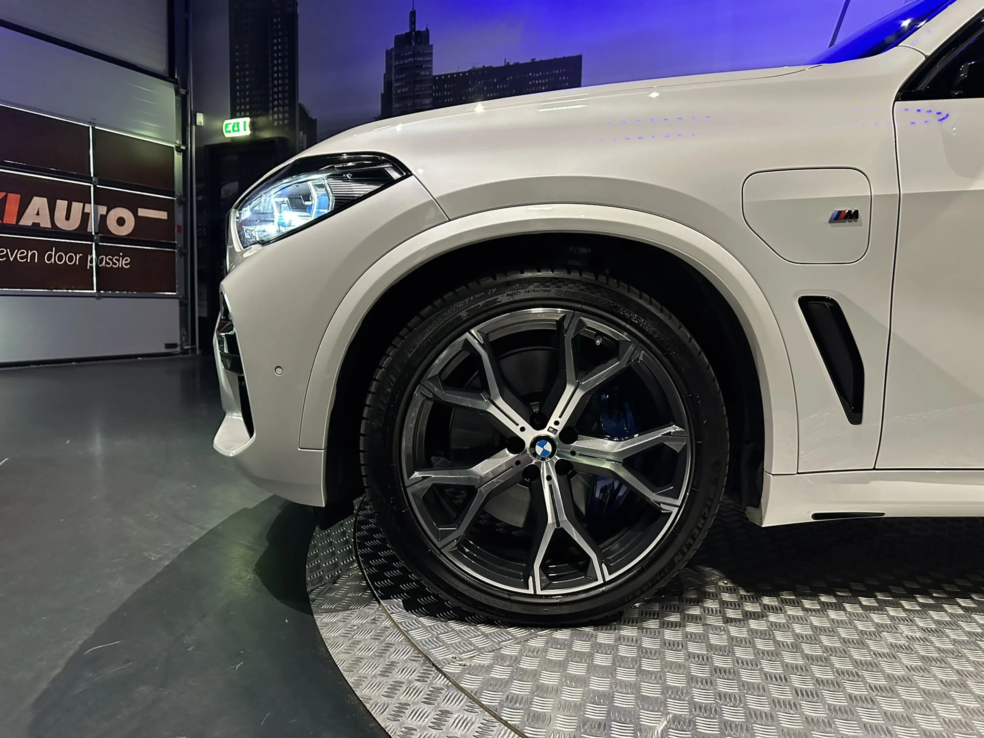 BMW X5 XDrive45e High Executive *Pano*360camera*Trekhaak* — photo 34