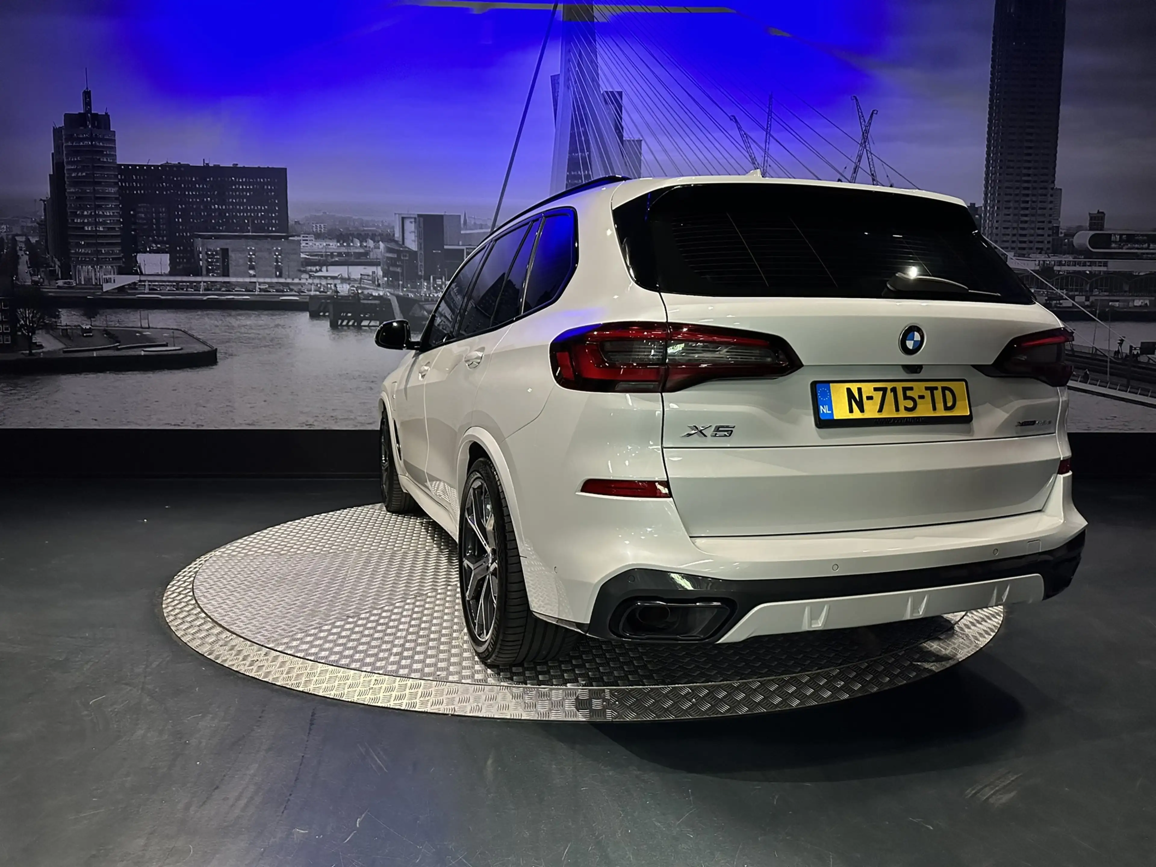 BMW X5 XDrive45e High Executive *Pano*360camera*Trekhaak* — photo 10
