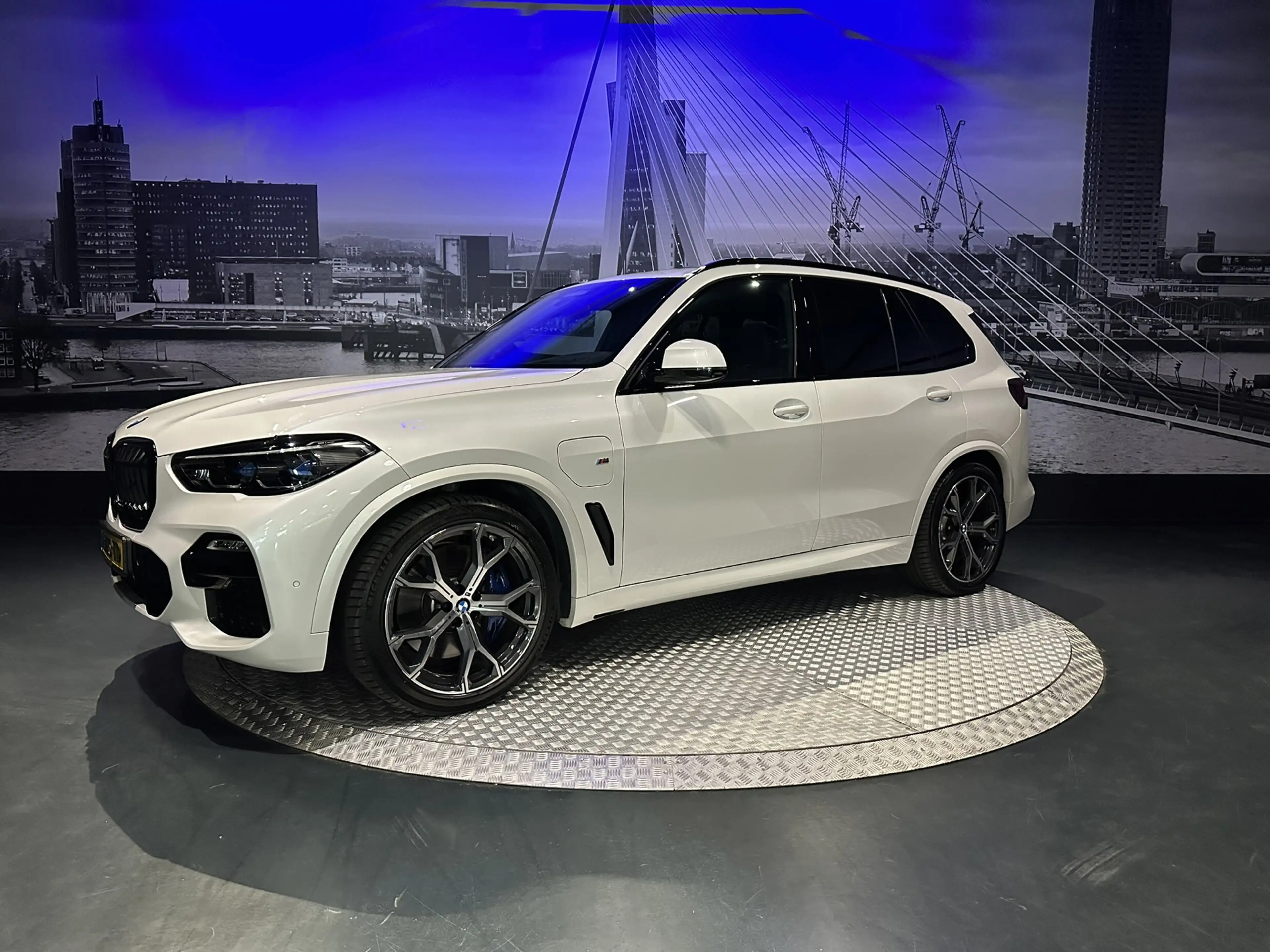BMW X5 XDrive45e High Executive *Pano*360camera*Trekhaak* — photo 7