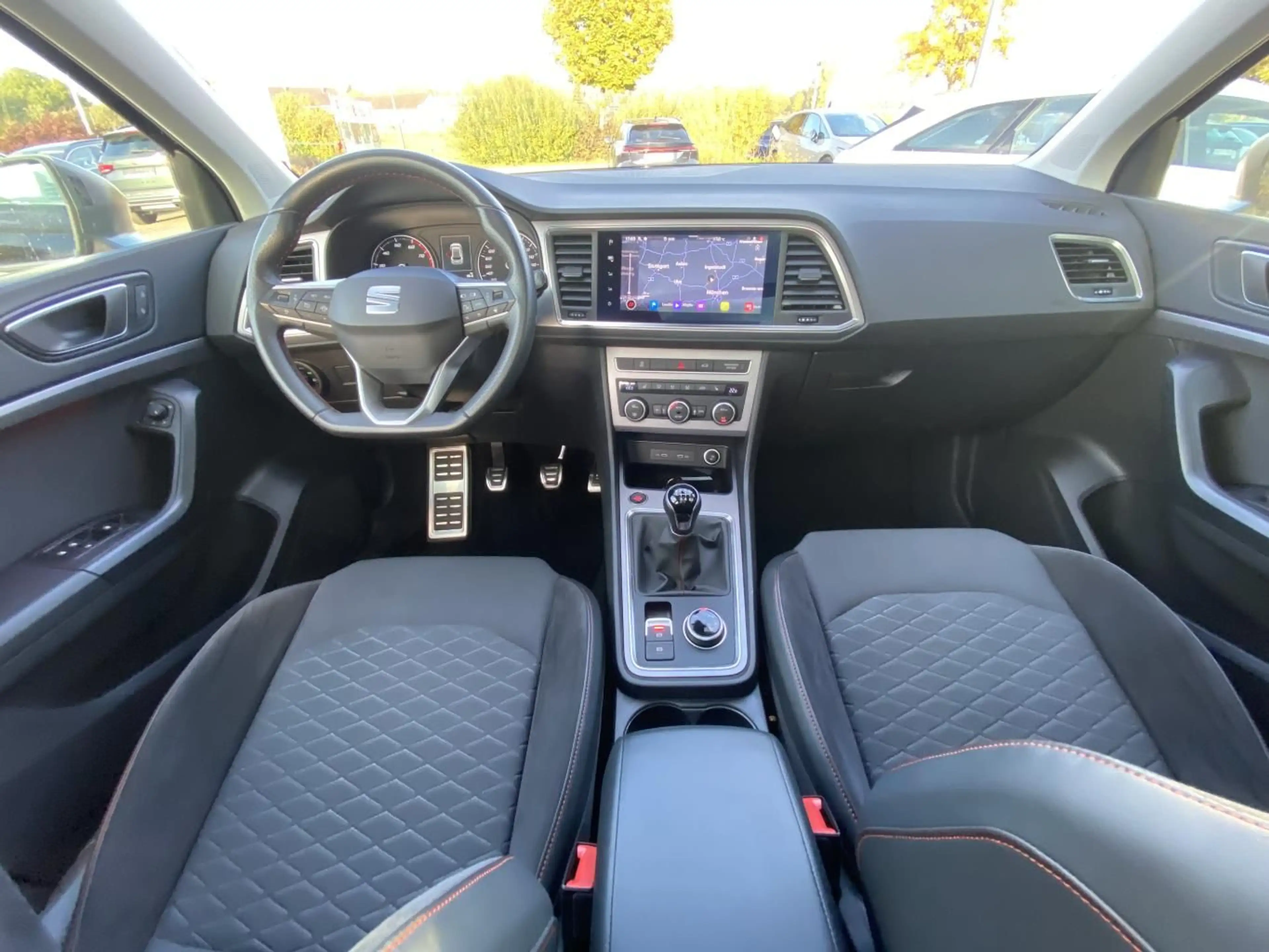 SEAT Ateca 1.5 TSI FR PANORAMA+AHK+NAVI-PRO+el.HECKKL — photo 14