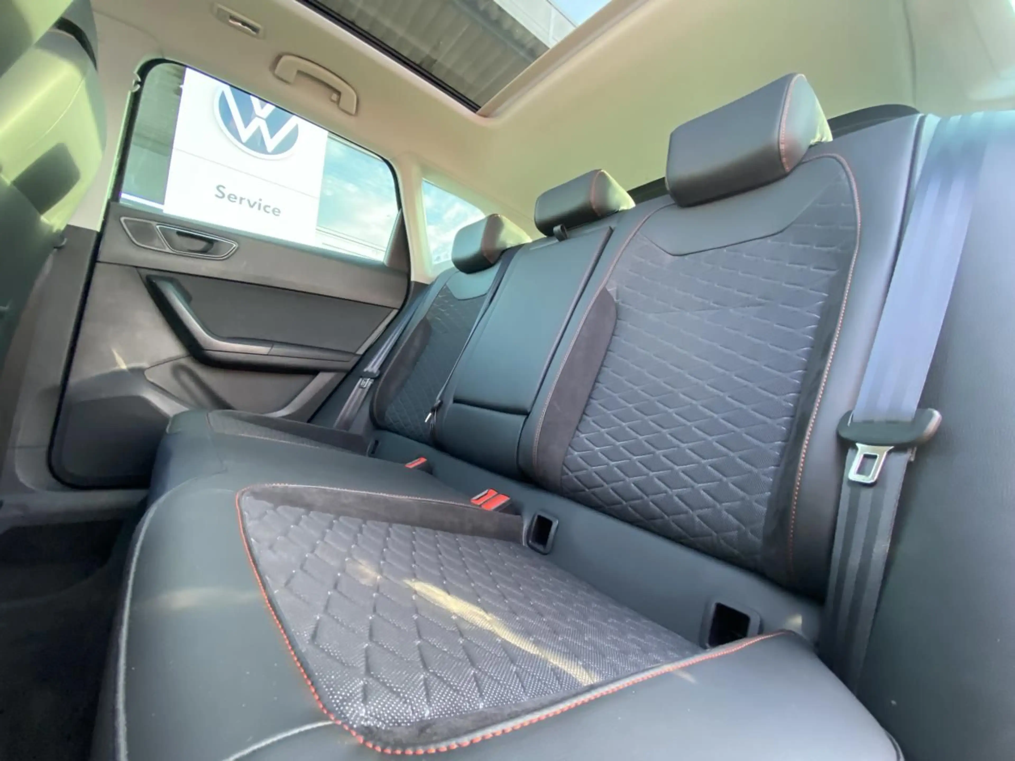SEAT Ateca 1.5 TSI FR PANORAMA+AHK+NAVI-PRO+el.HECKKL — photo 11