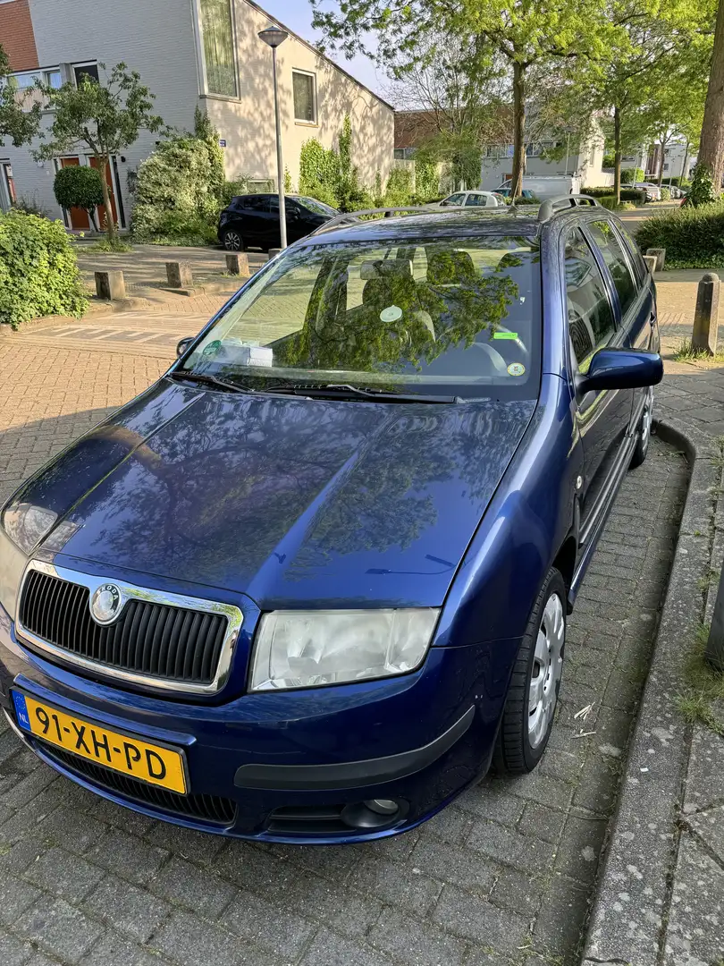 Skoda Fabia 1.4-16V Spirit+ Blauw - 2
