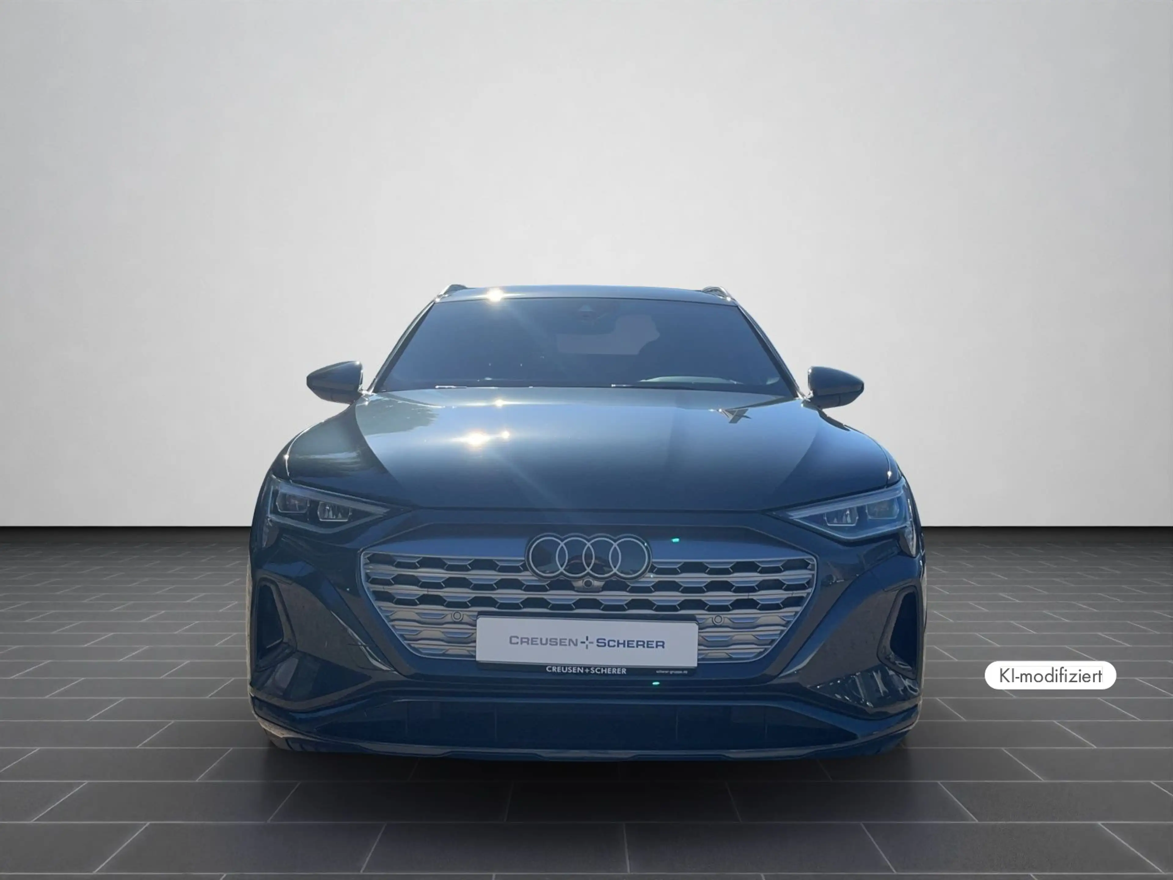 Audi Q8 e-tron Advanced 50 e-tron quattro NAVI SHZ RF — photo 5