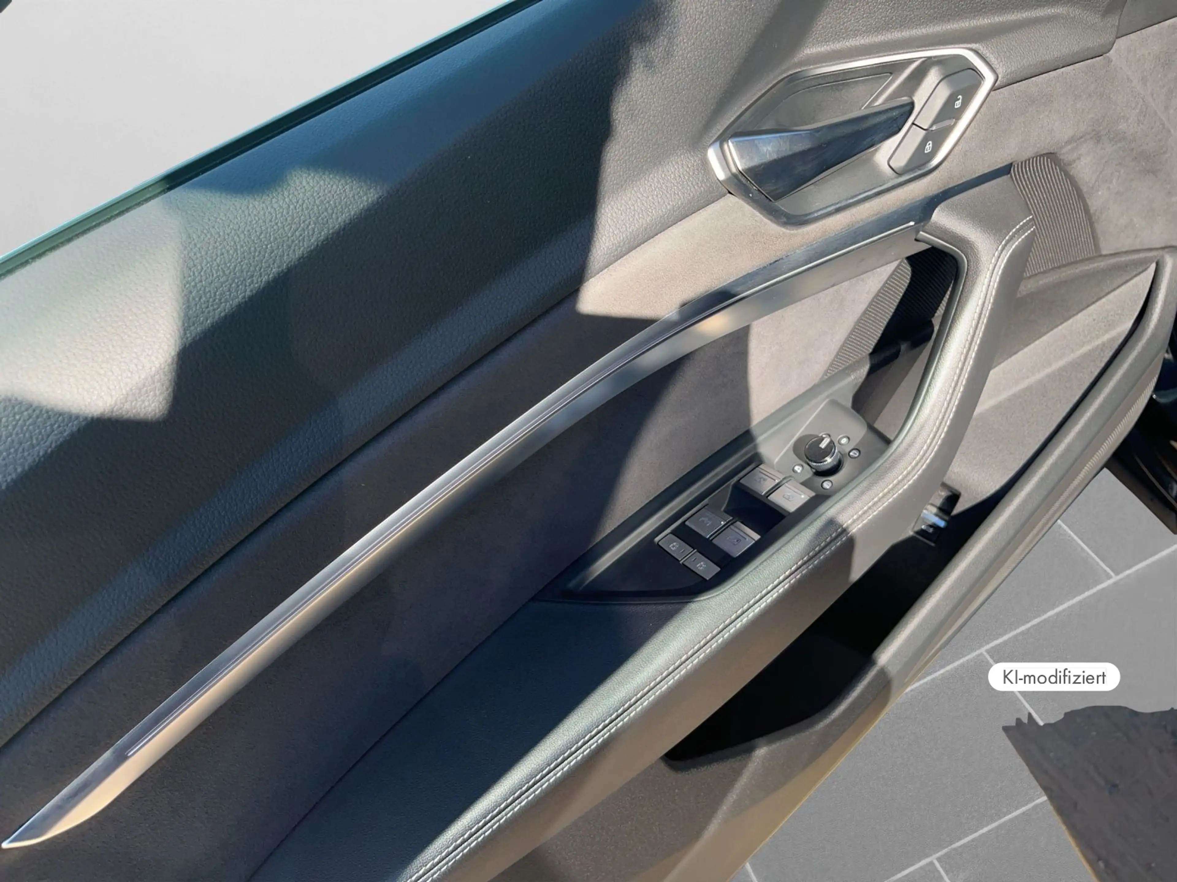 Audi Q8 e-tron Advanced 50 e-tron quattro NAVI SHZ RF — photo 13