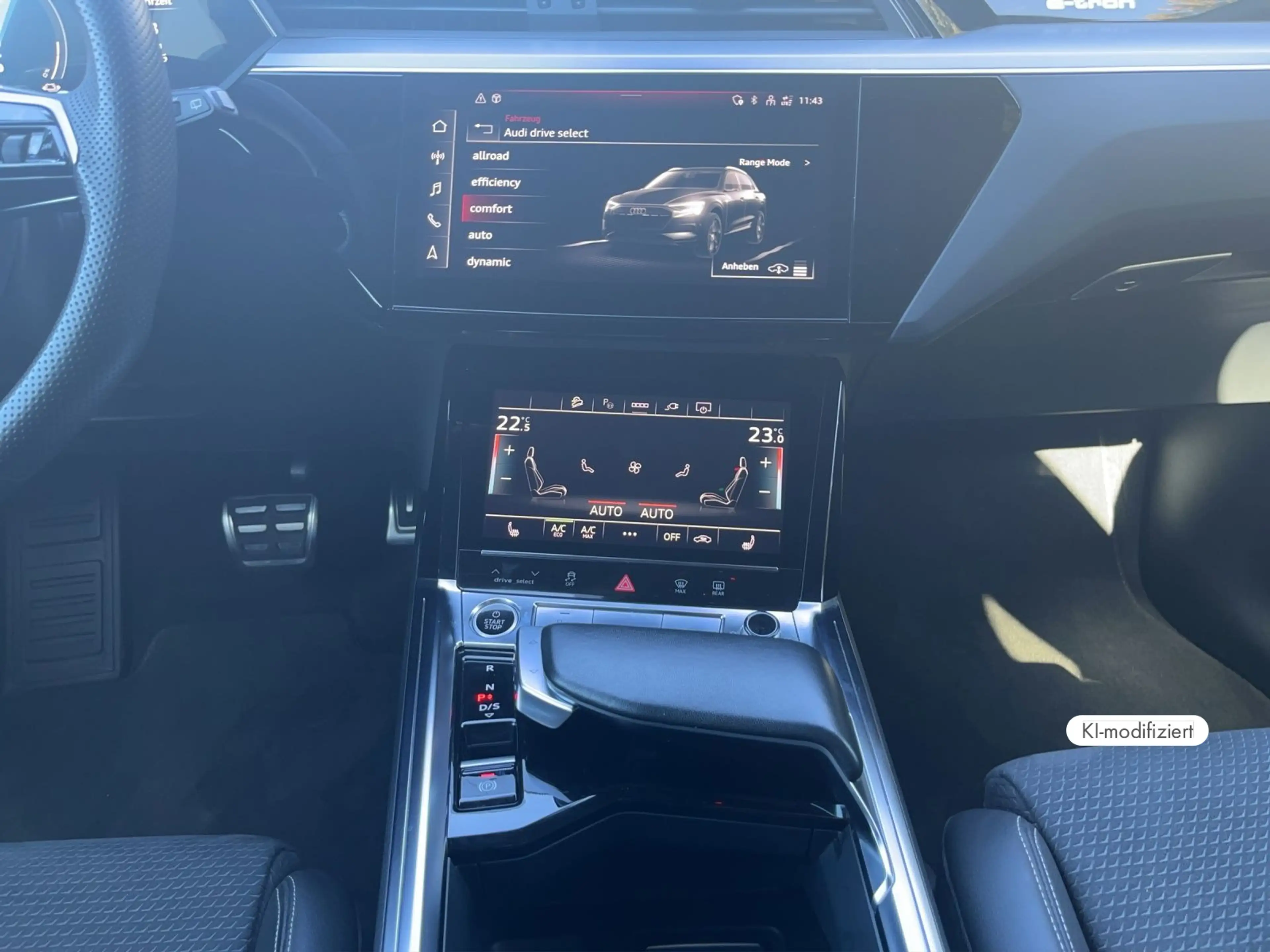 Audi Q8 e-tron Advanced 50 e-tron quattro NAVI SHZ RF — photo 11
