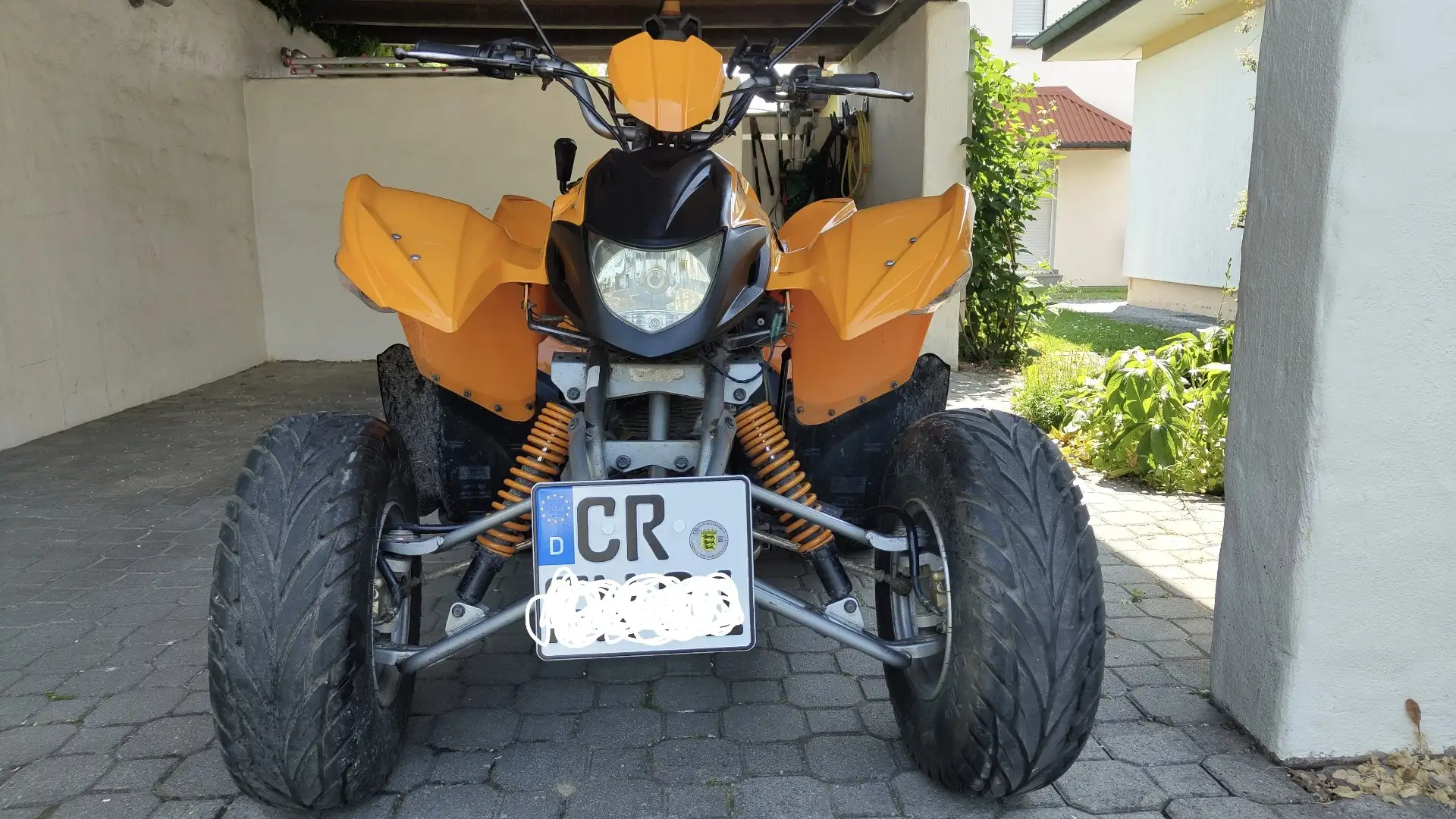 Aeon Goes 220 Orange - 1