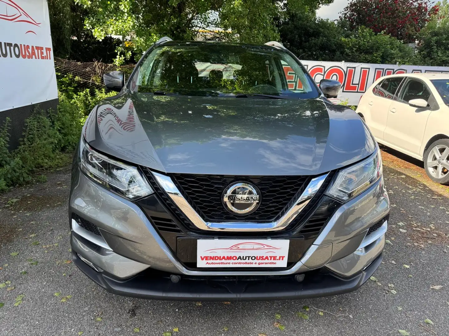 Nissan Qashqai Qashqai 1.2 dig-t N-Connecta 115cv xtronic Gris - 1