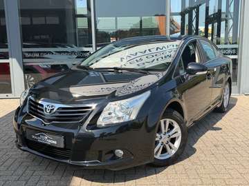 2.0 VVTI DYNAMIC 152 PK AUTOMAAT AIRCO/ECC PDC LMV
