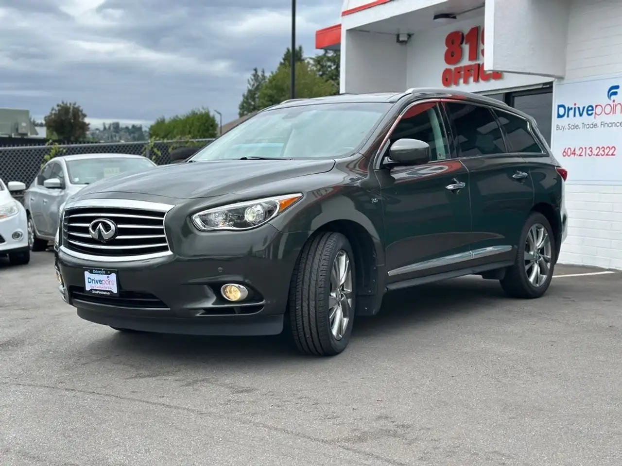 Infiniti QX60 снимка Infiniti QX60