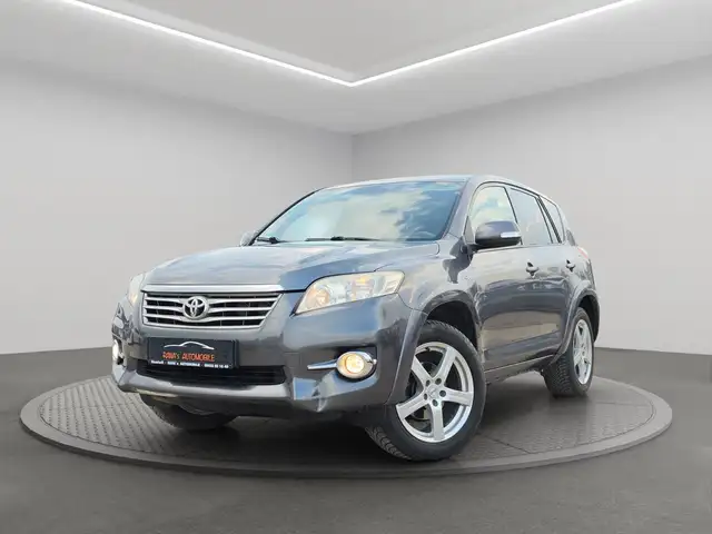 Toyota RAV 4 RAV4 Executive(LEDER TEMPO ANHÄNGER)