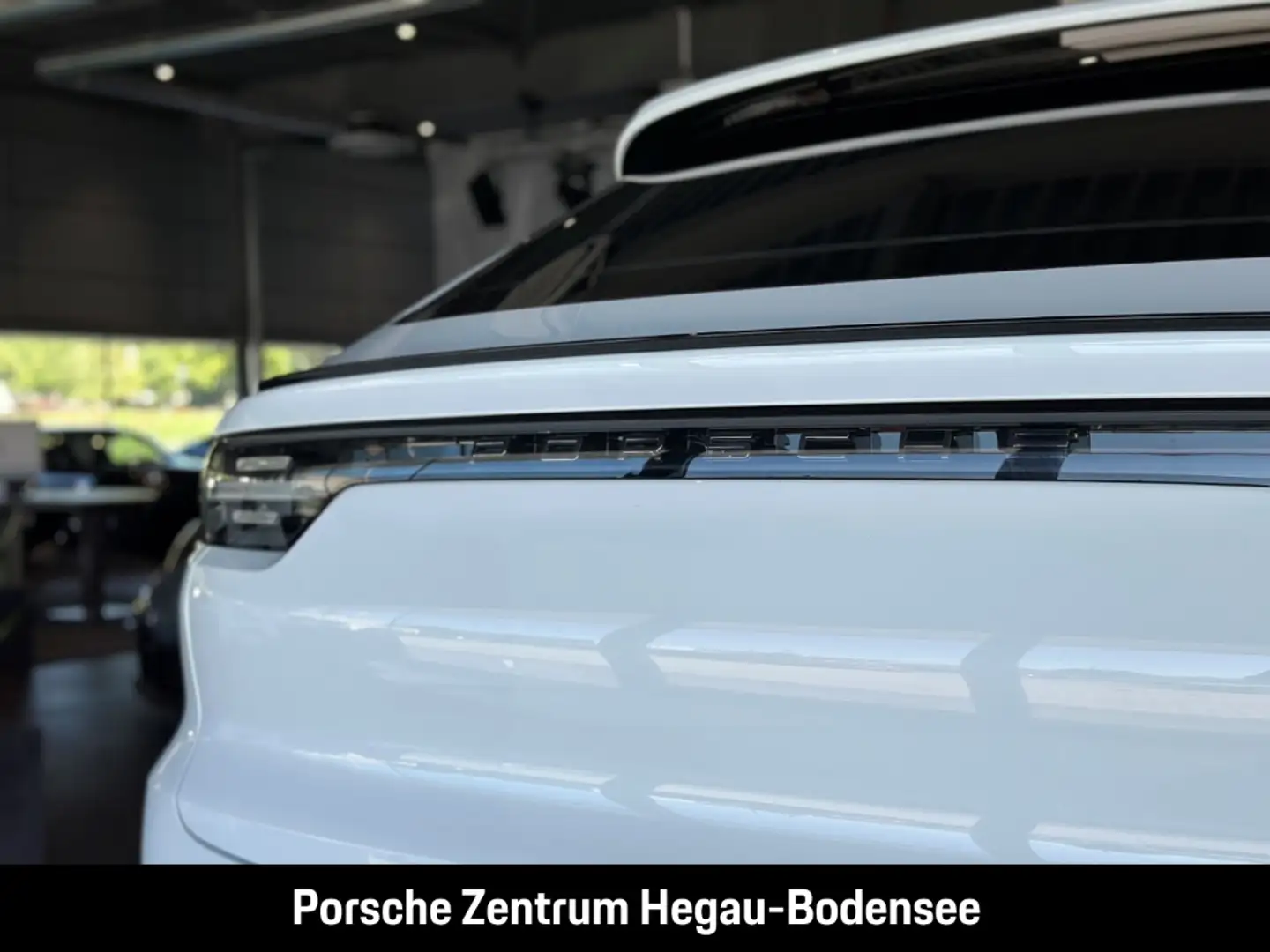Porsche Cayenne S Coupe/SportDesign/PASM/BOSE/LED/21Zoll Weiß - 2