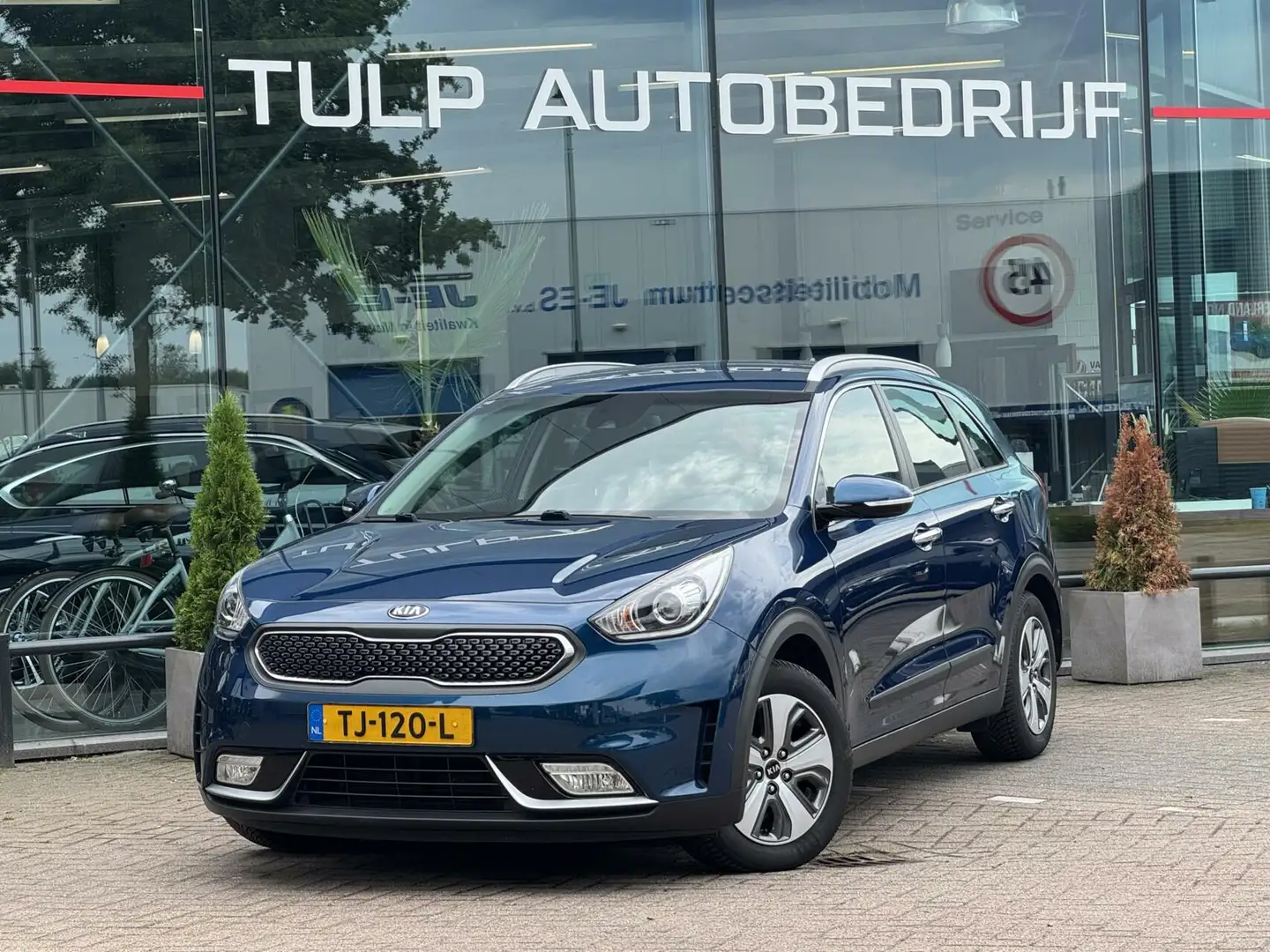 Kia Niro 1.6 GDi Hybrid DynamicLine 2018 Navi Camera Pdc H Blauw - 2